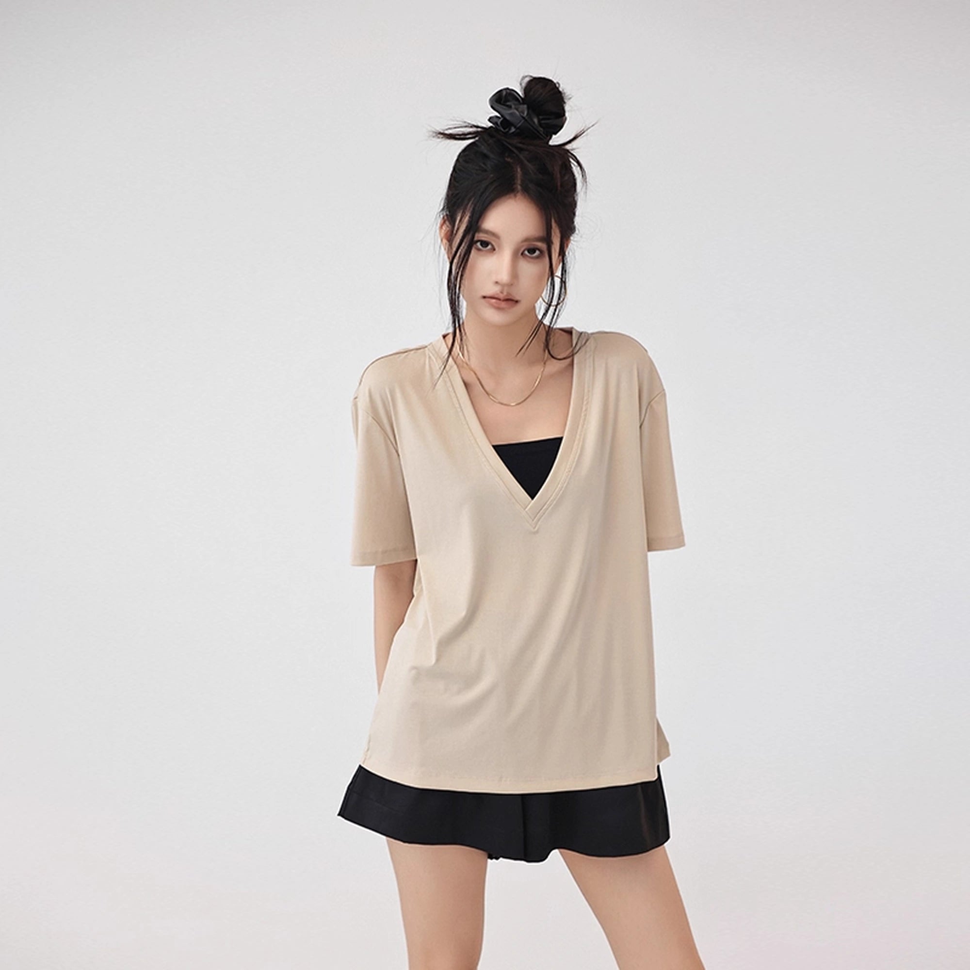 FU_FRESH_UP_Ice_Sense_V-neck_Relaxed_Tee_MISSTT