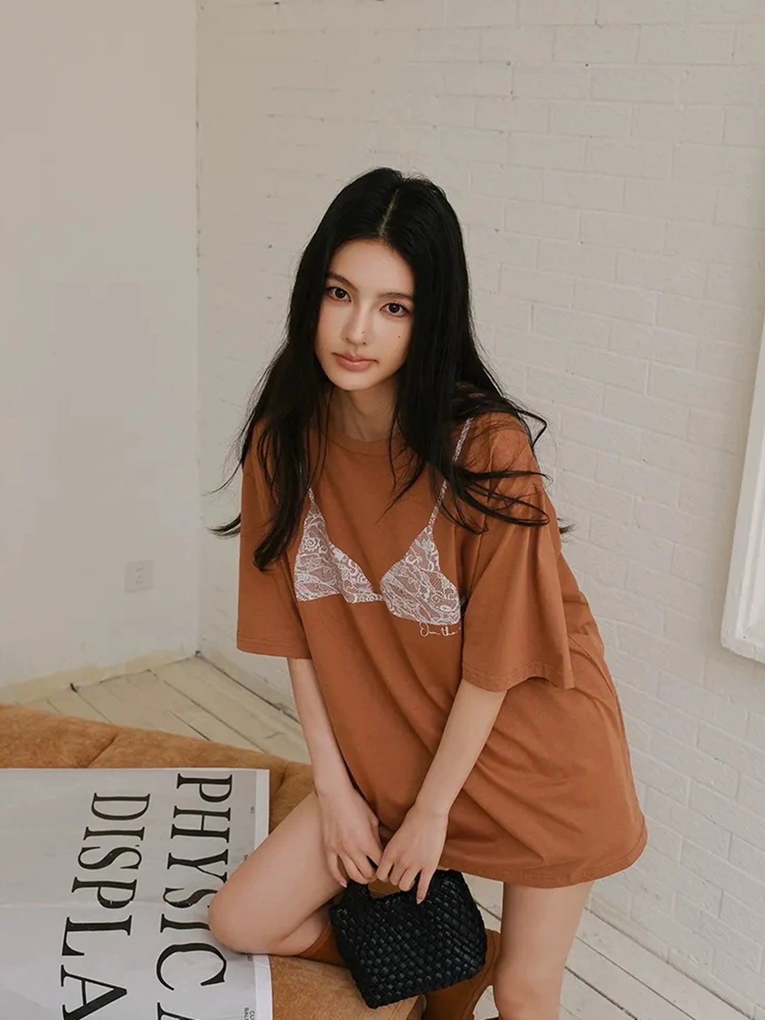 FU FRESH UP Lace Bra Print Relaxed Cotton Tee