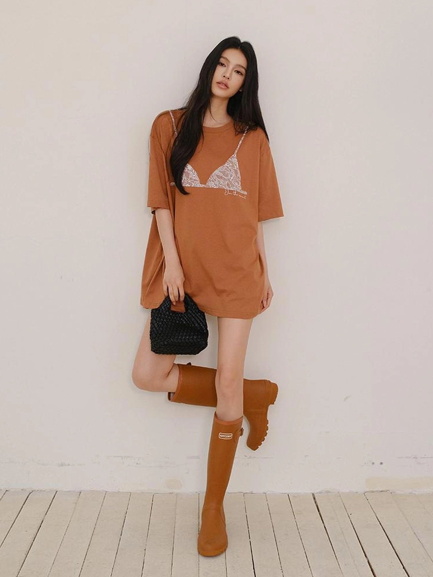 FU FRESH UP Lace Bra Print Relaxed Cotton Tee