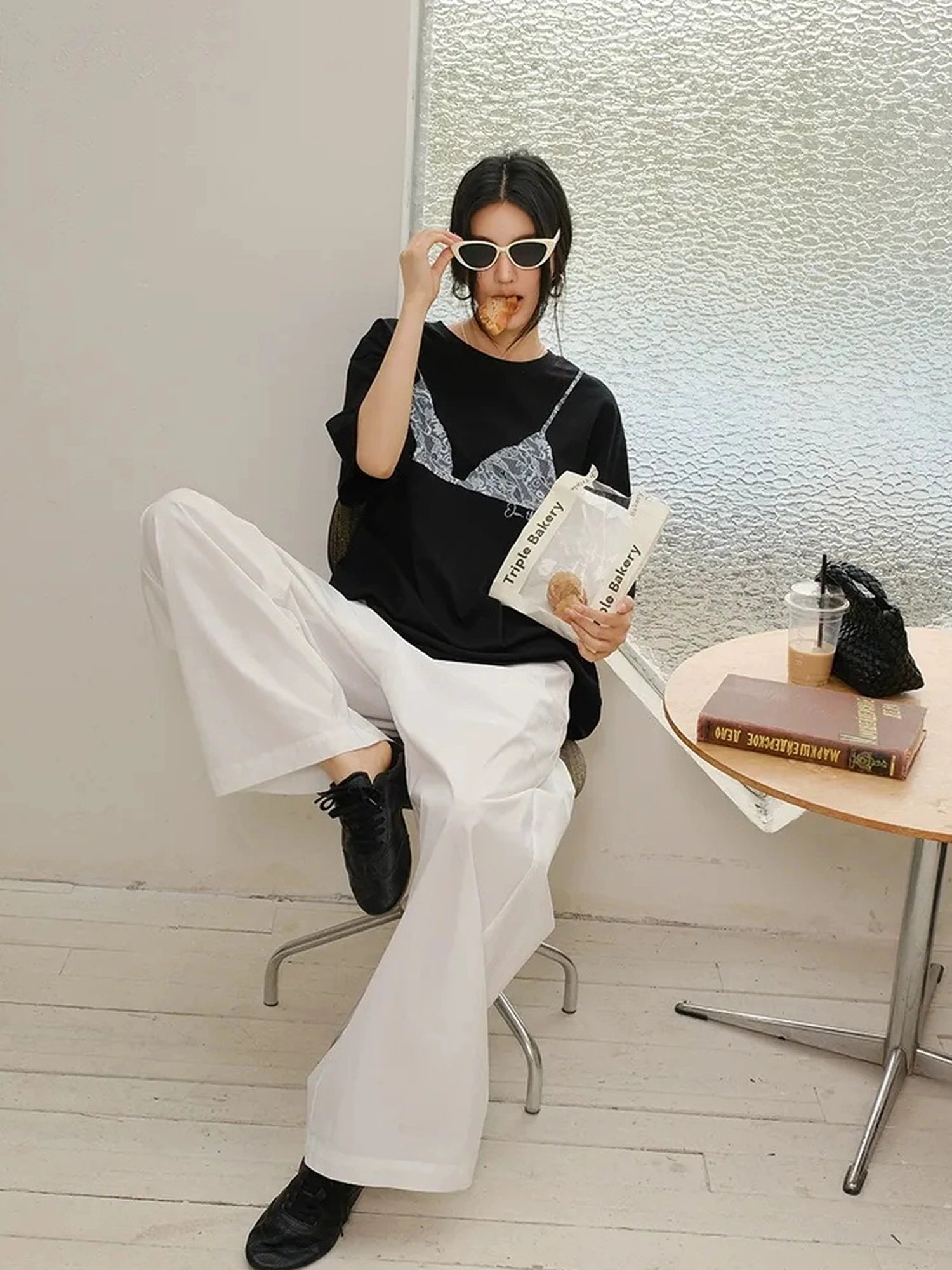 FU FRESH UP Lace Bra Print Relaxed Cotton Tee