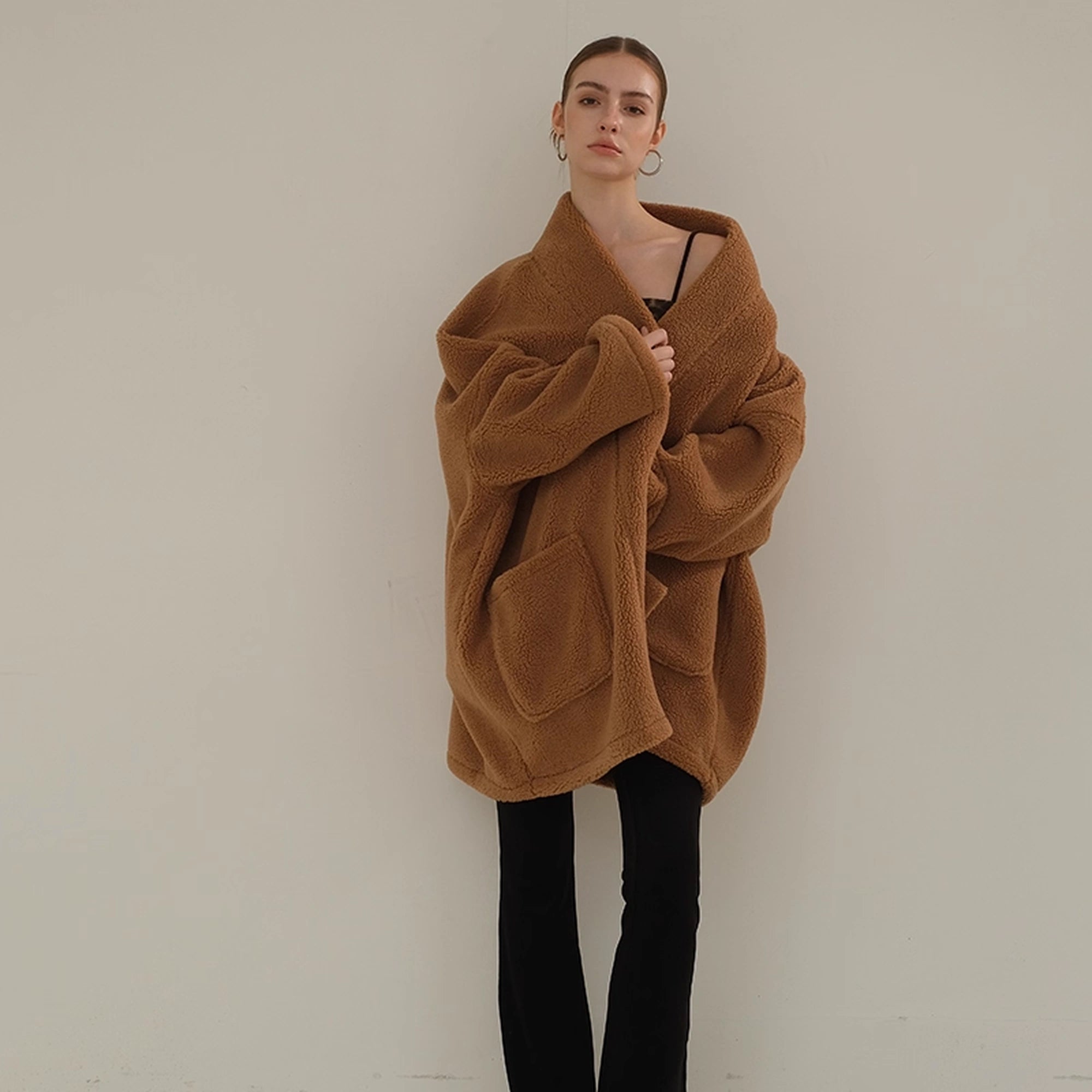 FU_FRESH_UP_Lazy_Row_Cut_Long_Pile_Fleece_Coat_MISSTT