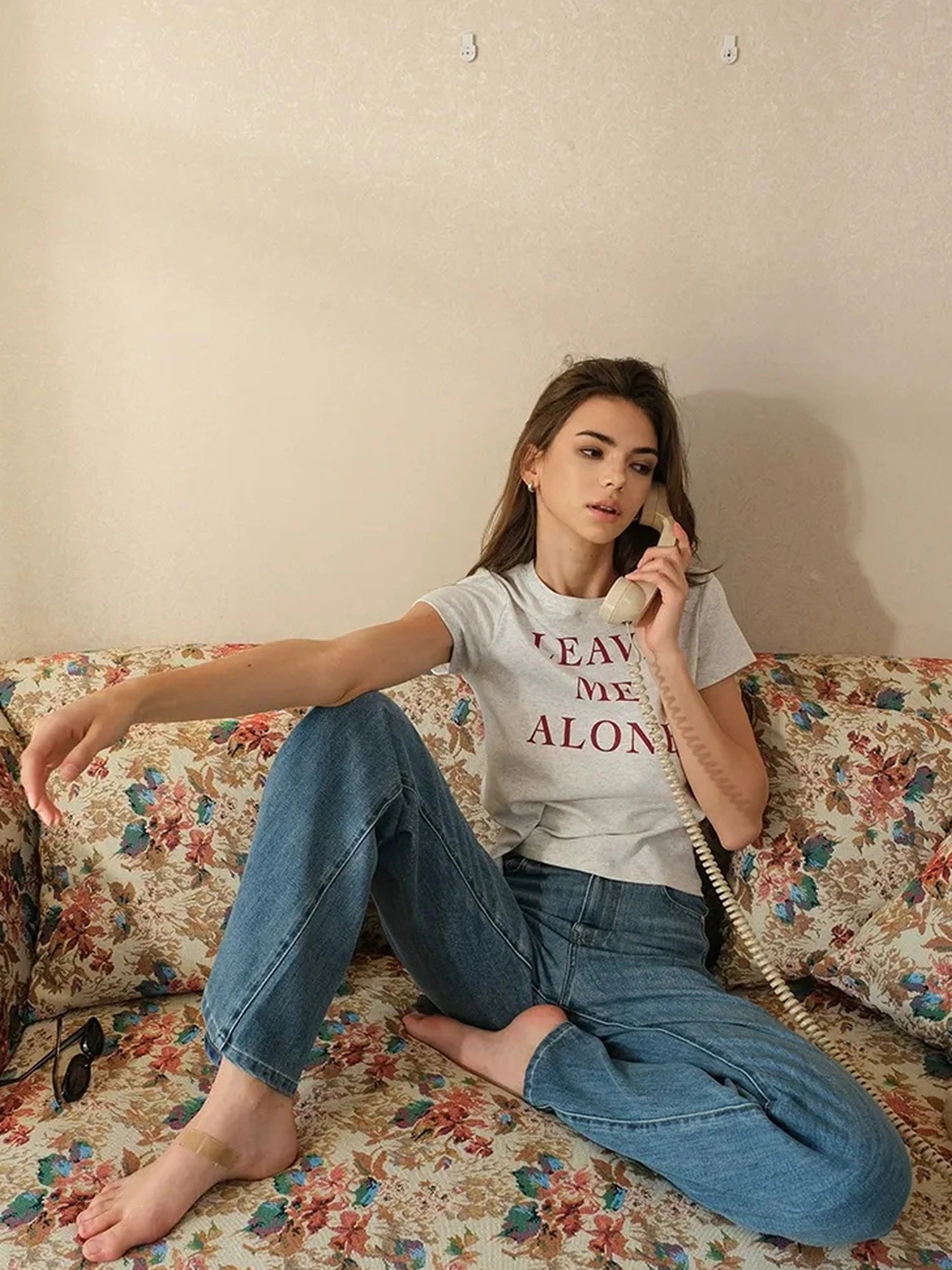 FU FRESH UP Leave Me Alone Slogan Contrast Color Tee V-Neck T-Shirt Long-Sleeve