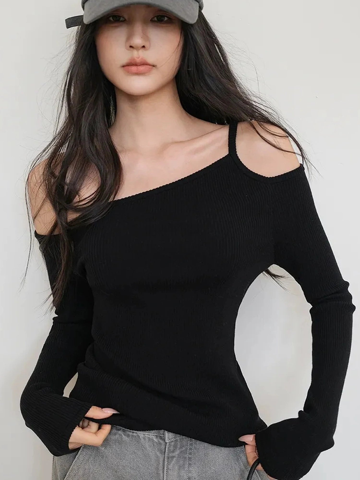 FU FRESH UP Lightweight Silk Knit Shoulder Cut Top