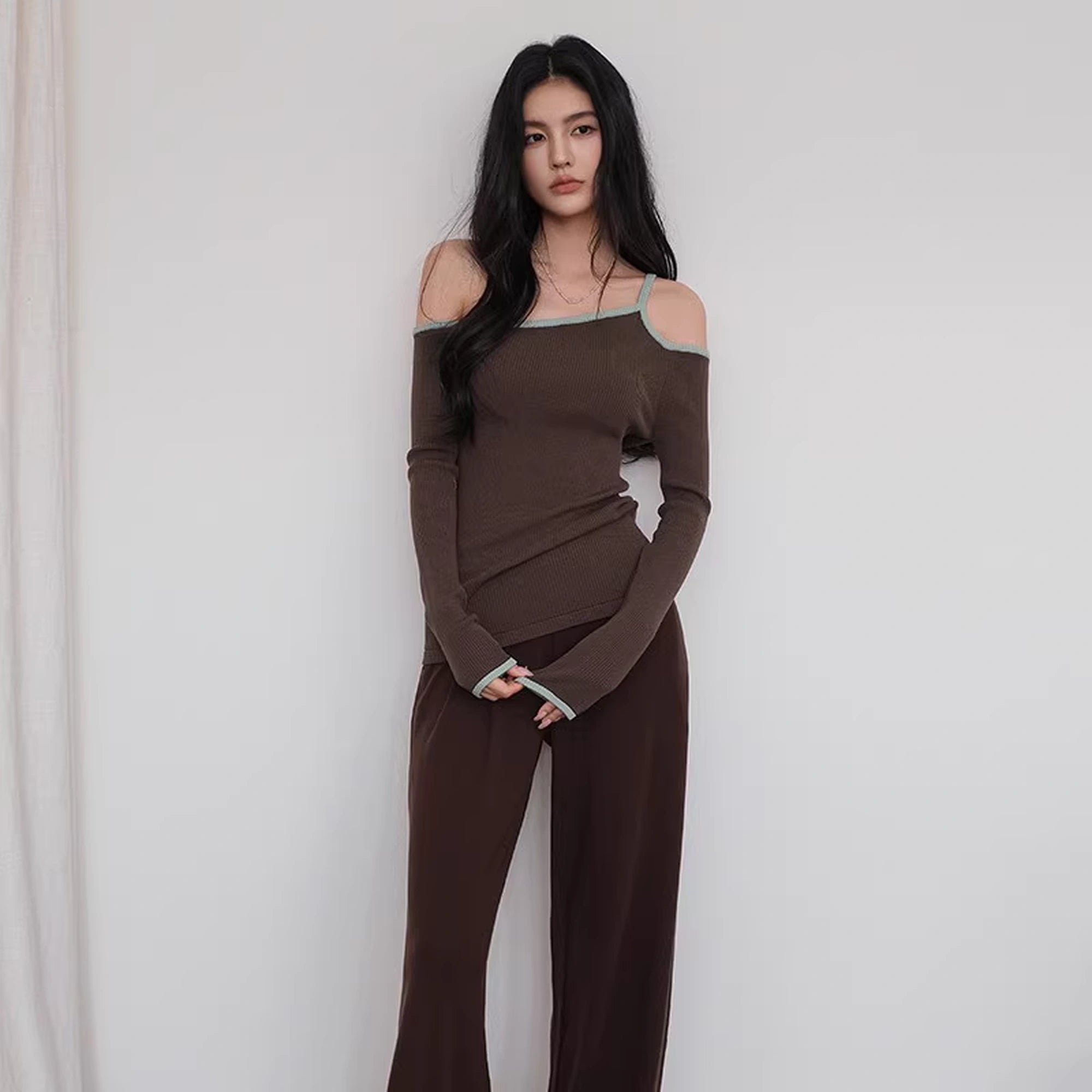 FU_FRESH_UP_Lightweight_Silk_Knit_Shoulder_Cut_Top_MISSTT
