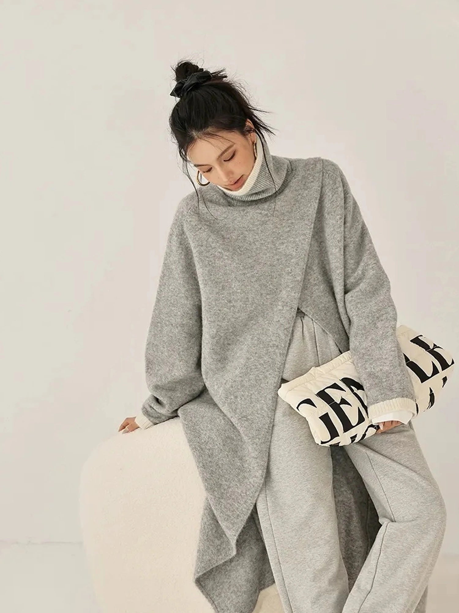 FU FRESH UP Long Asymmetrical Front Slit Alpaca Wool Turtleneck Sweater
