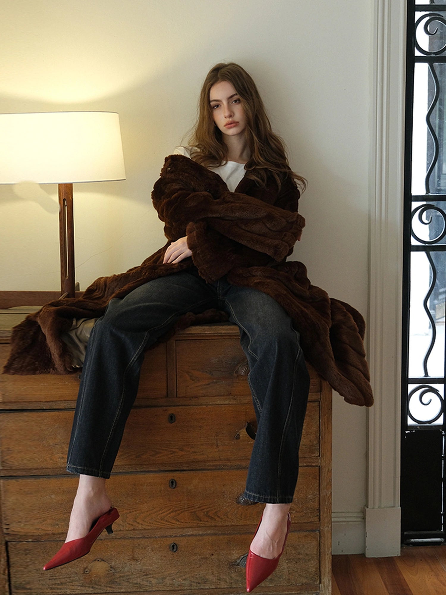 FU FRESH UP Long Plush Vertical Stripe Faux Fur Coat