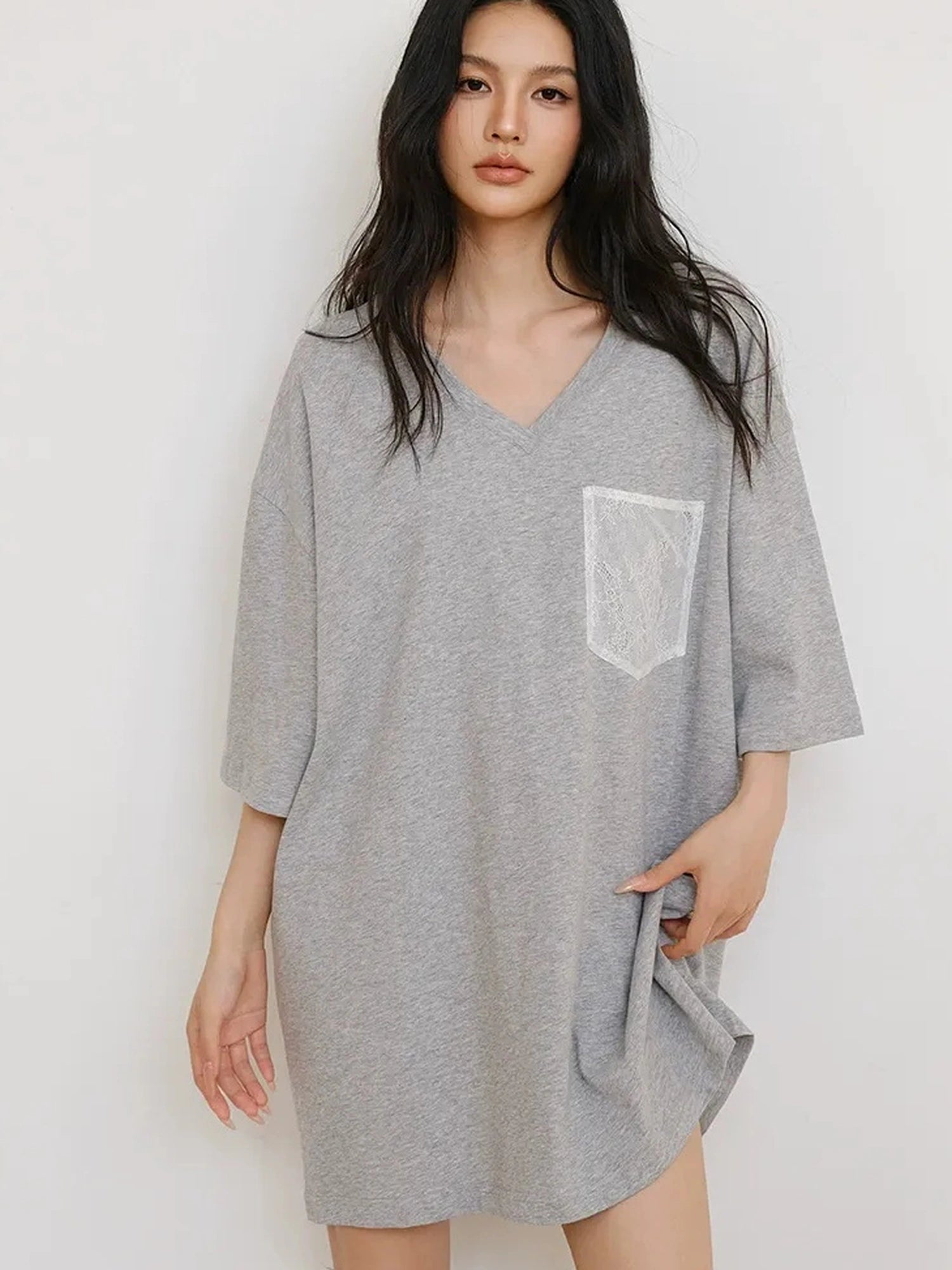 FU FRESH UP Loose V-Neck Hemp Cotton Lace Trim Pocket Tee