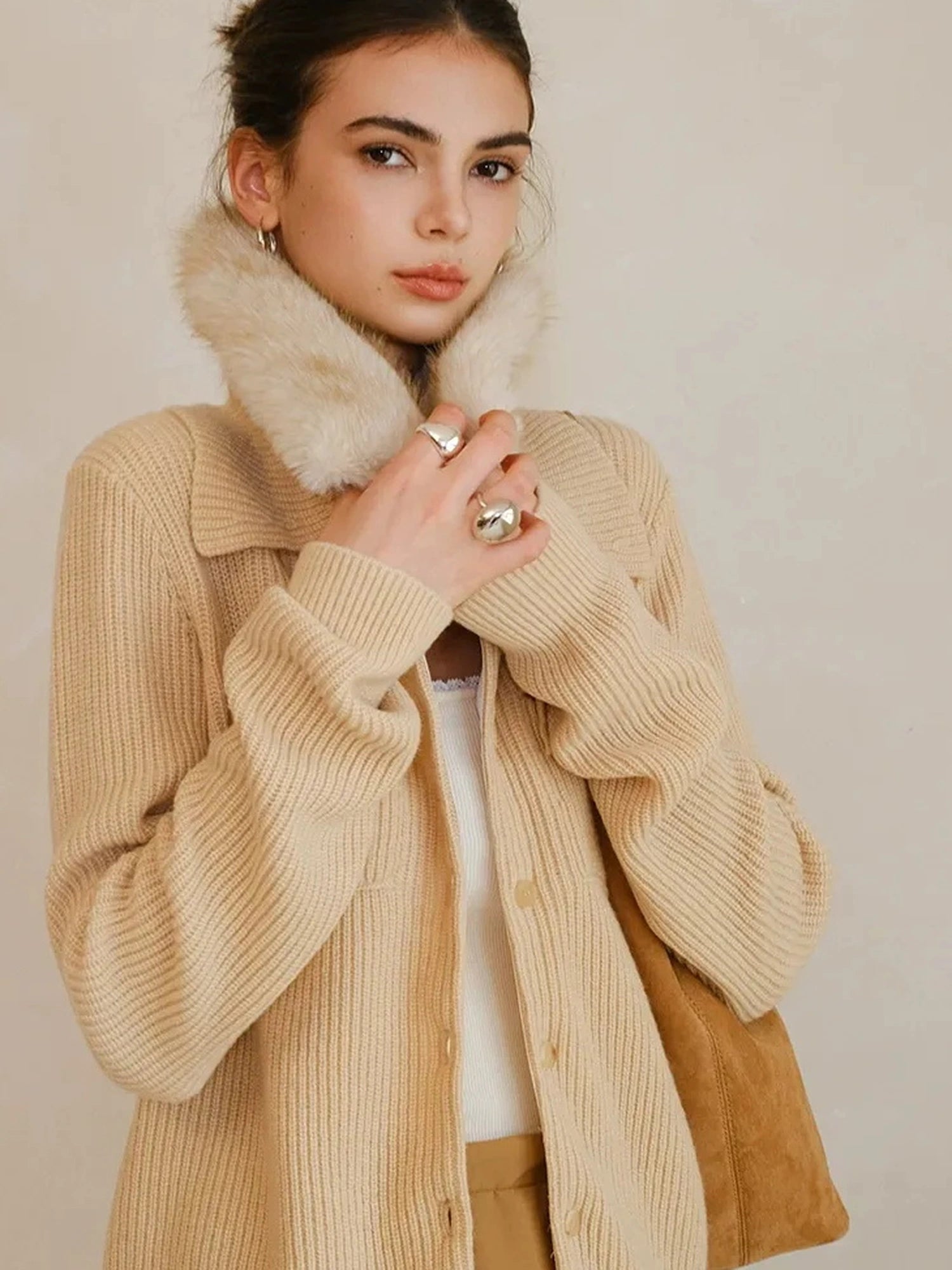 FU FRESH UP Plush Tencel Wool Detachable Collar Cardigan