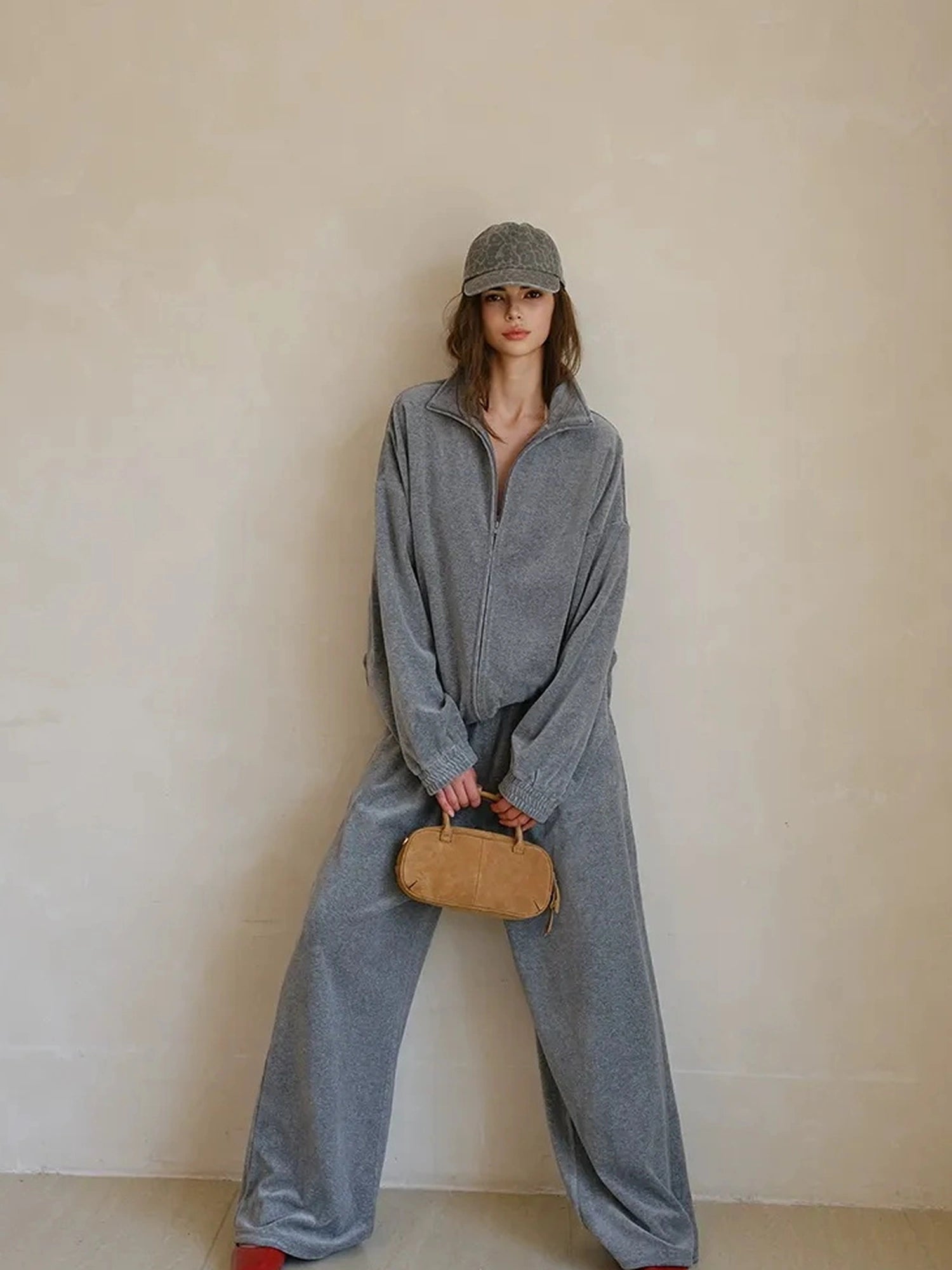 FU FRESH UP Relaxed Plush Fleece Hoodie Jogger Set