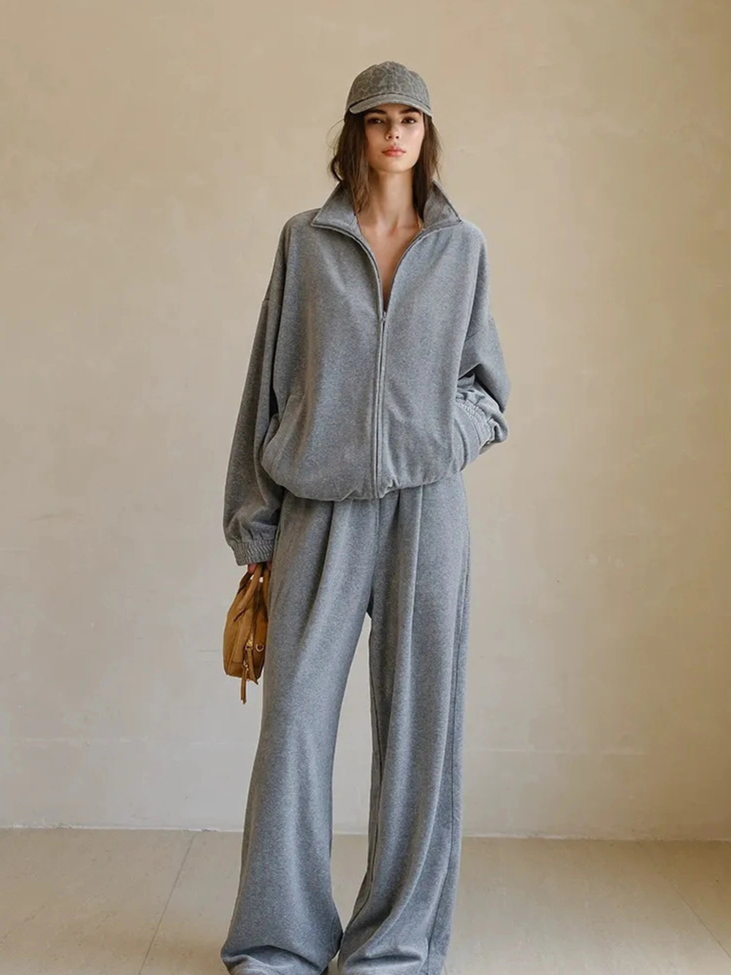 FU FRESH UP Relaxed Plush Fleece Hoodie Jogger Set