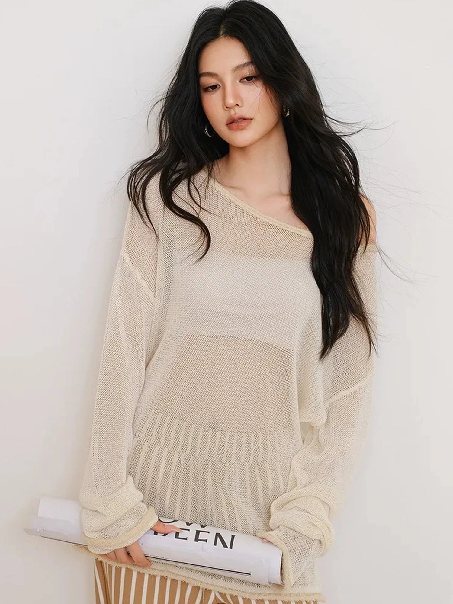 FU FRESH UP Relaxed Slip Stitch Paper Yarn Off Shoulder V-neck T-shirt Long Sleeve