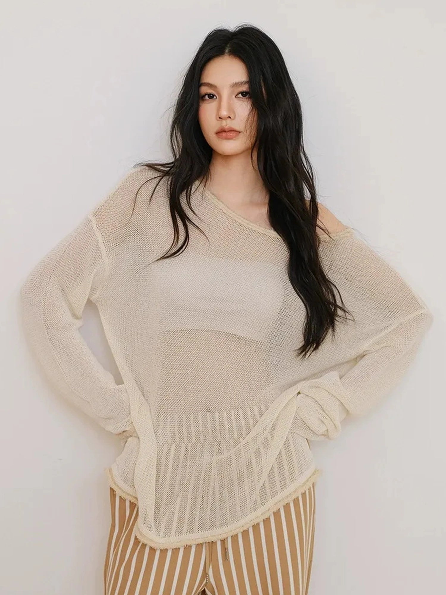FU FRESH UP Relaxed Slip Stitch Paper Yarn Off Shoulder V-neck T-shirt Long Sleeve