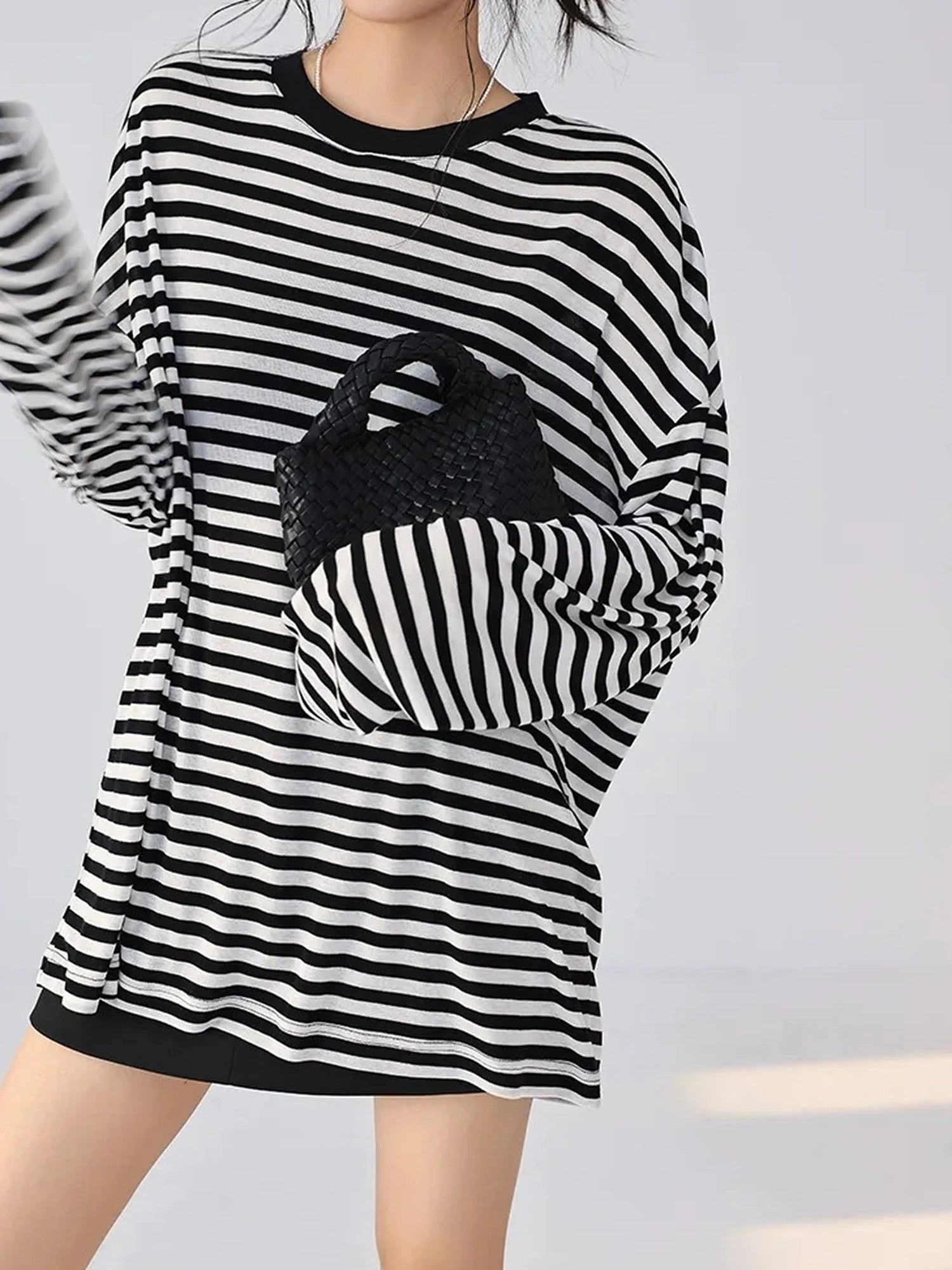 FU FRESH UP Relaxed Stripe Tencel Knit V-neck T-shirt Long Sleeve Tee