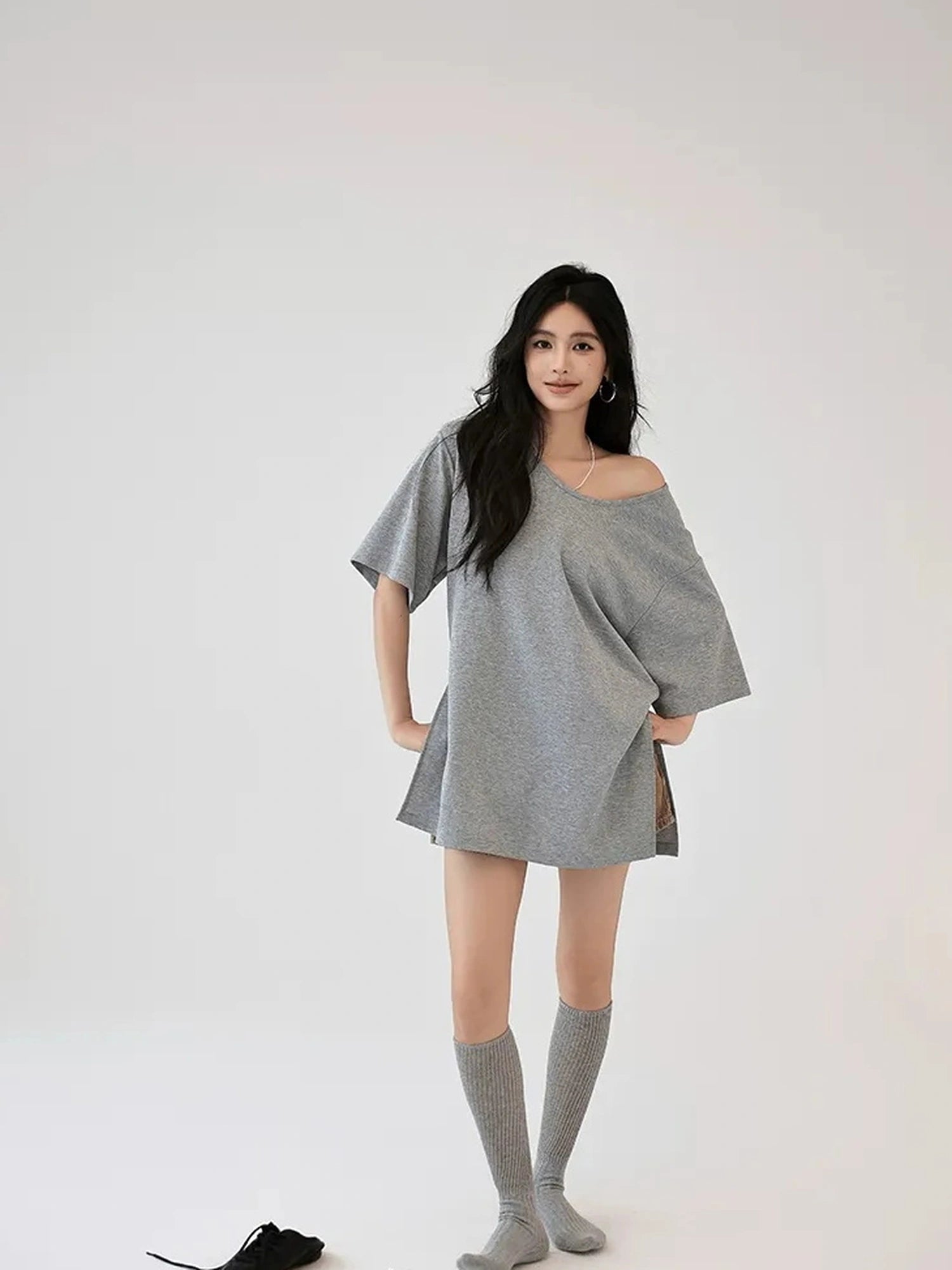 FU FRESH UP Relaxed U Neck Multi Way Tee