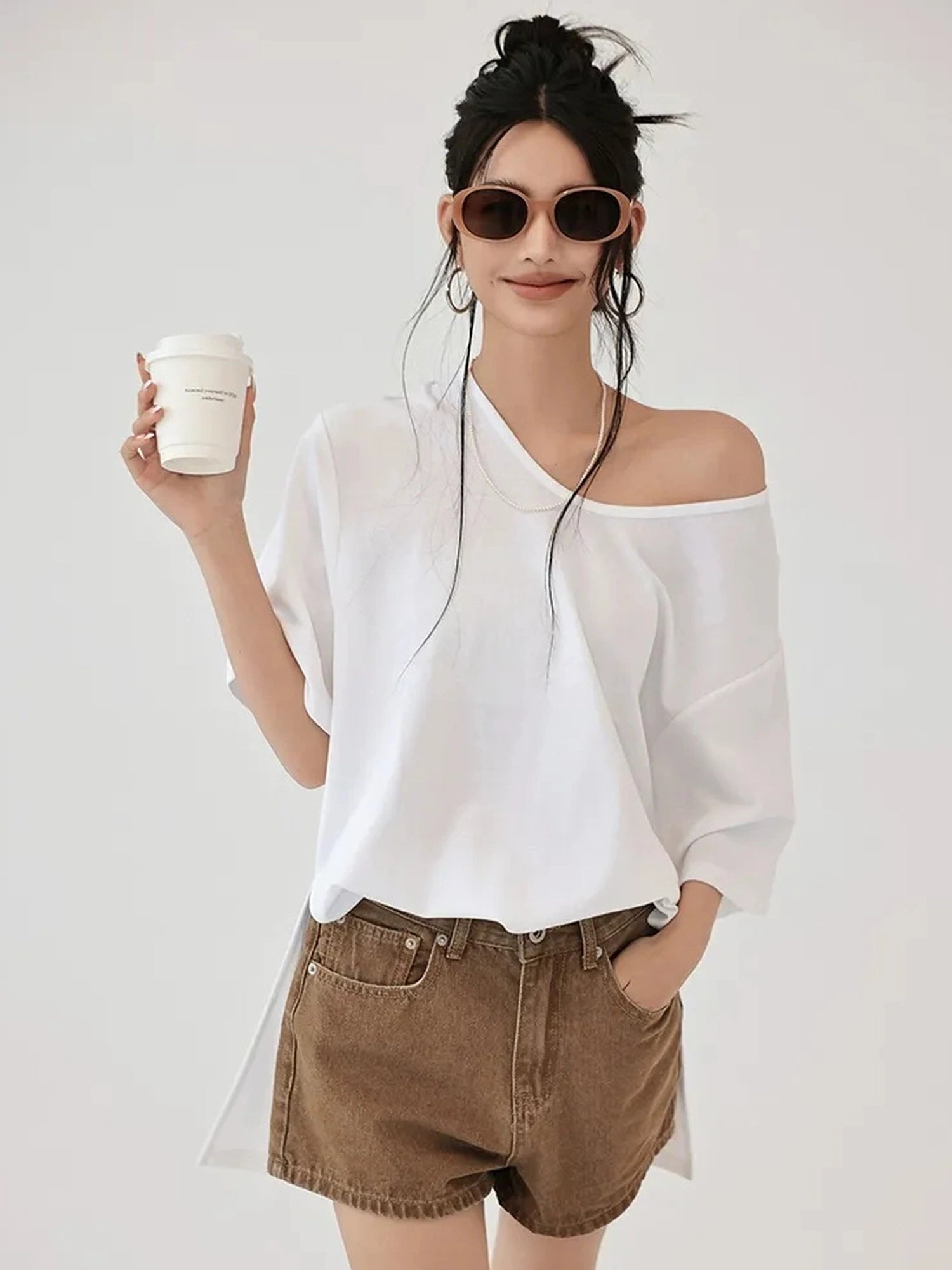 FU FRESH UP Relaxed U Neck Multi Way Tee