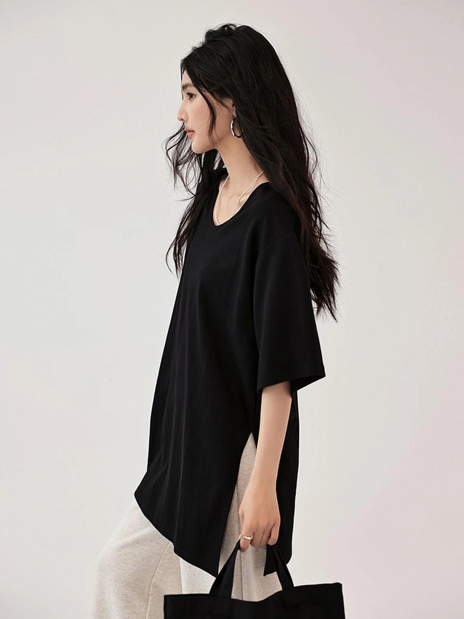 FU FRESH UP Relaxed U Neck Multi Way Tee
