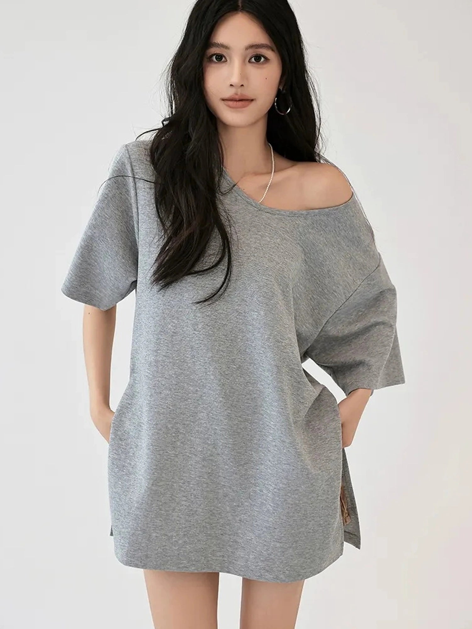 FU FRESH UP Relaxed U Neck Multi Way Tee