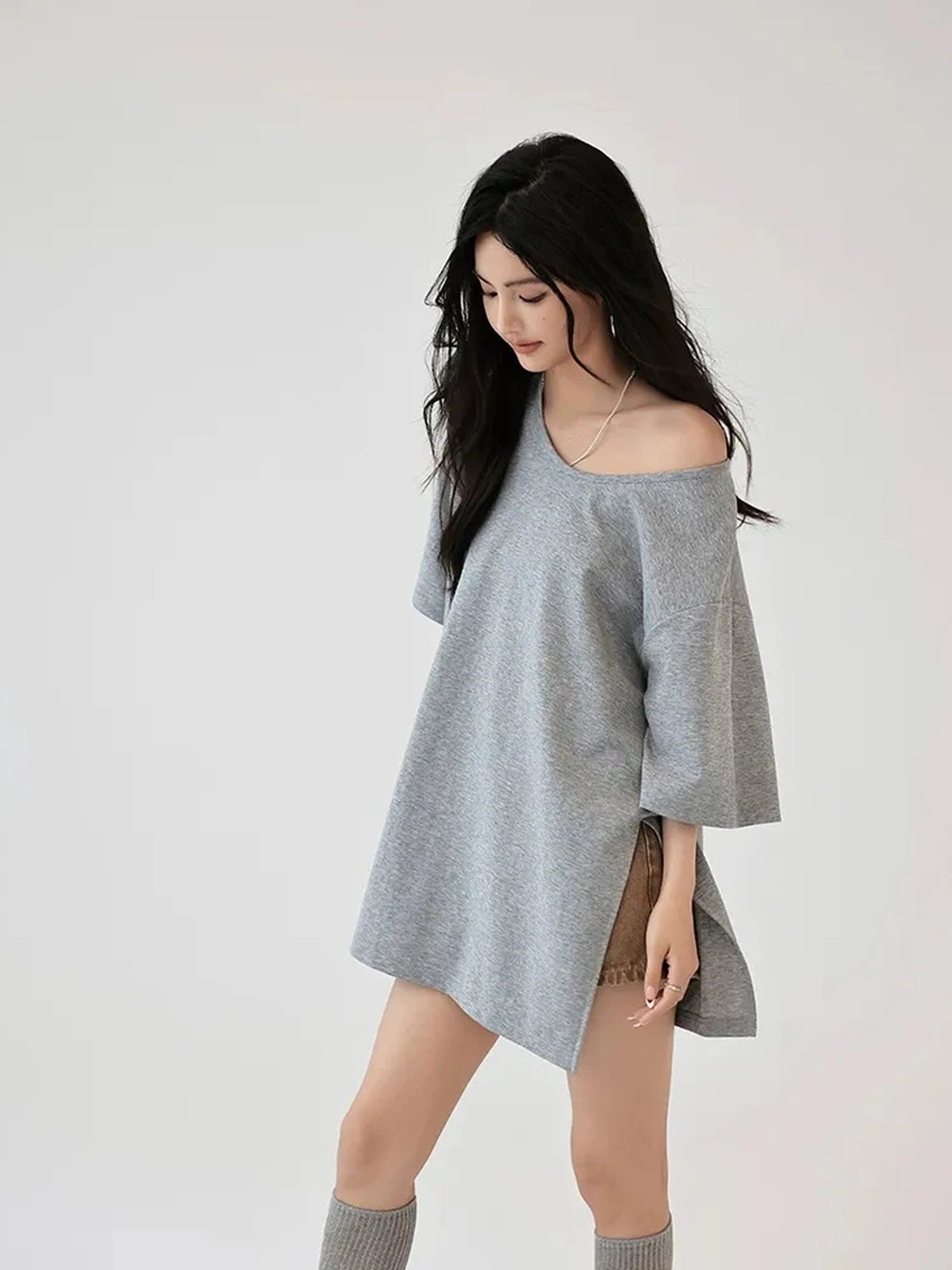 FU FRESH UP Relaxed U Neck Multi Way Tee