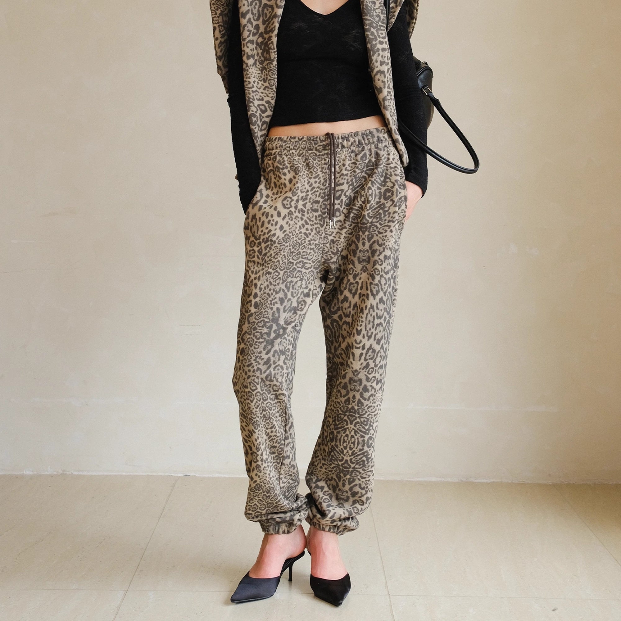 FU_FRESH_UP_Retro_Animal_Print_Hoodie_And_Jogger_Set_MISSTT
