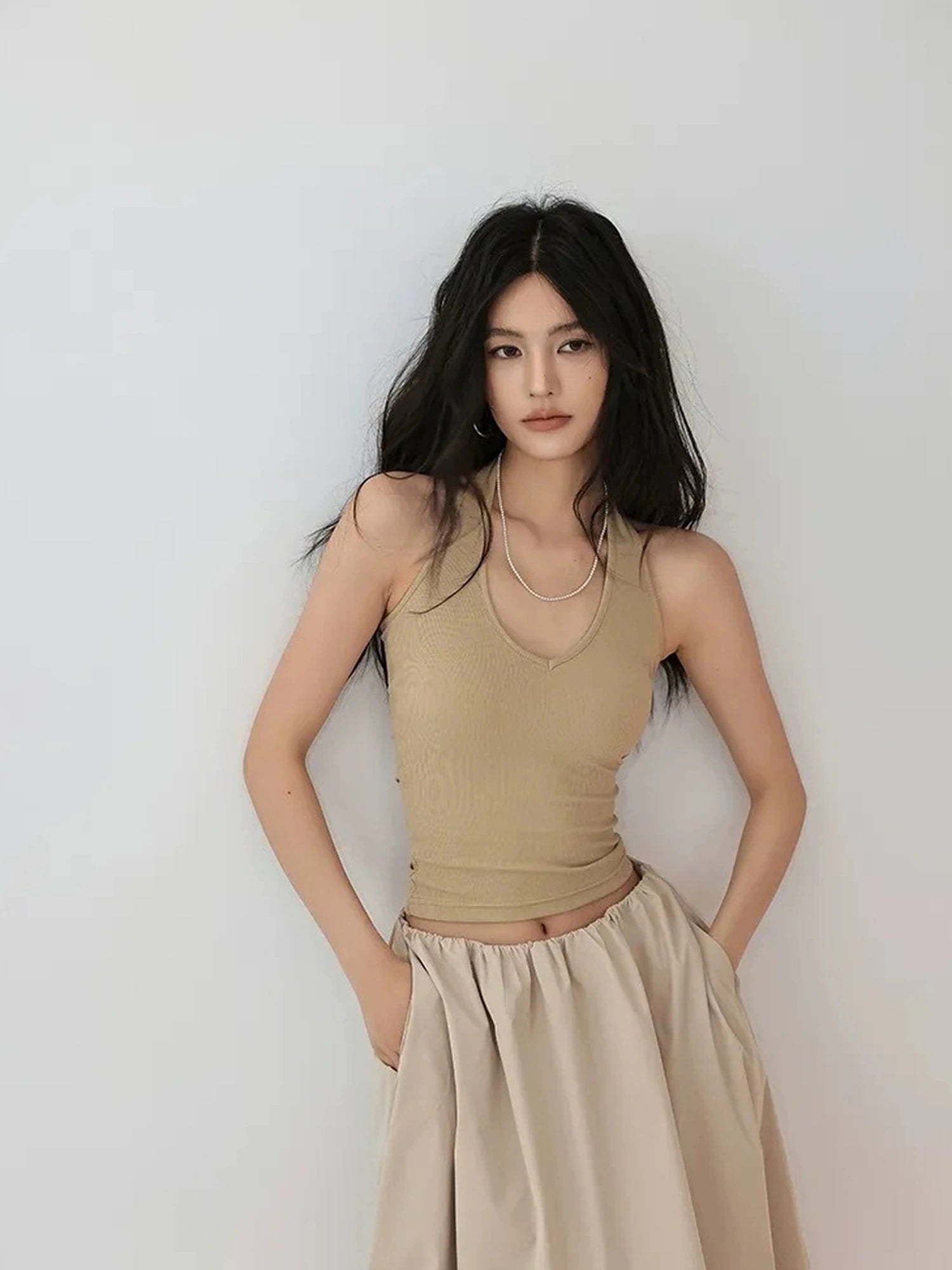 FU FRESH UP Sculptural Halter Neck Top