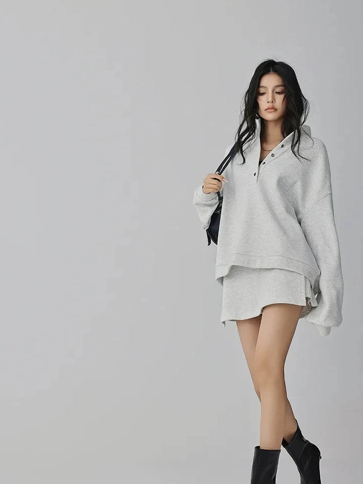 FU FRESH UP Semi High Neck Button Down Collar Sweatshirt Shorts Set