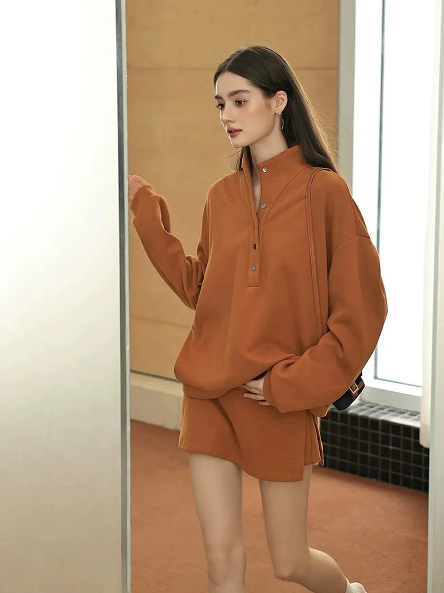 FU FRESH UP Semi High Neck Button Down Collar Sweatshirt Shorts Set