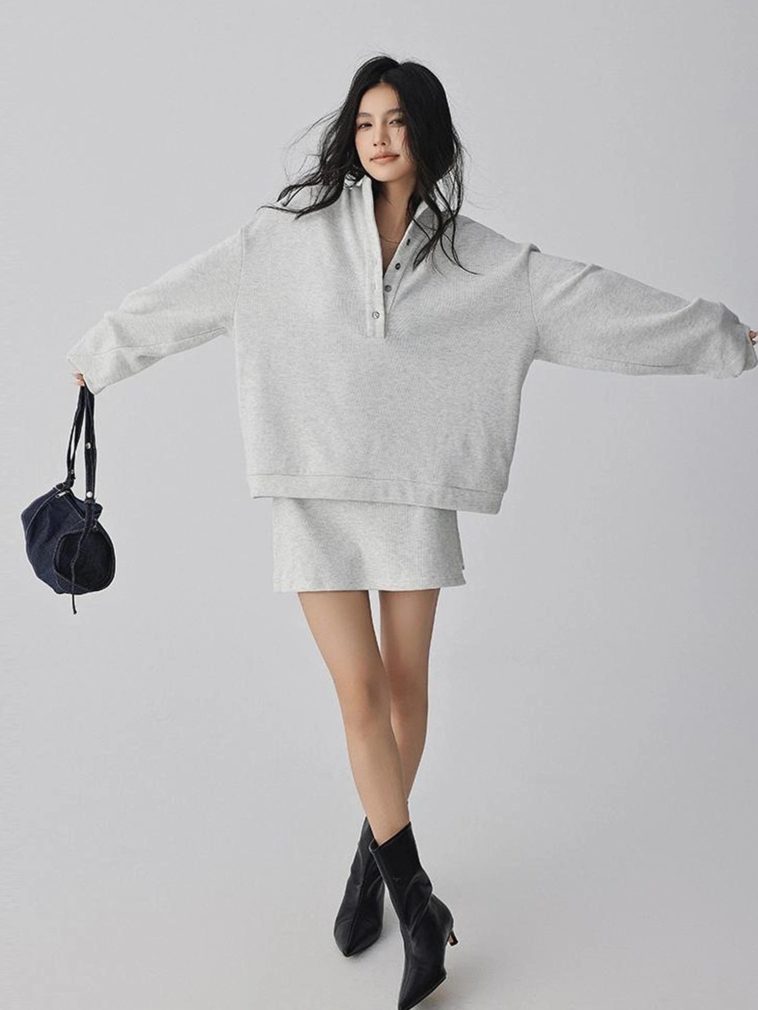 FU FRESH UP Semi High Neck Button Down Collar Sweatshirt Shorts Set