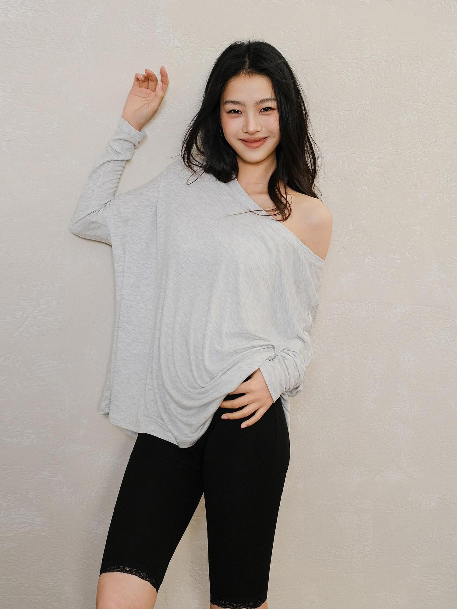 FU FRESH UP Slanted Shoulder 3D Cut Relaxed Women&
