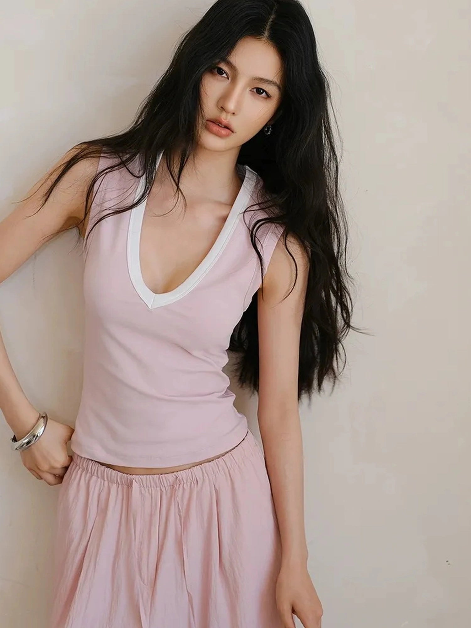 FU FRESH UP Slim Fit V-neck Knit Vest
