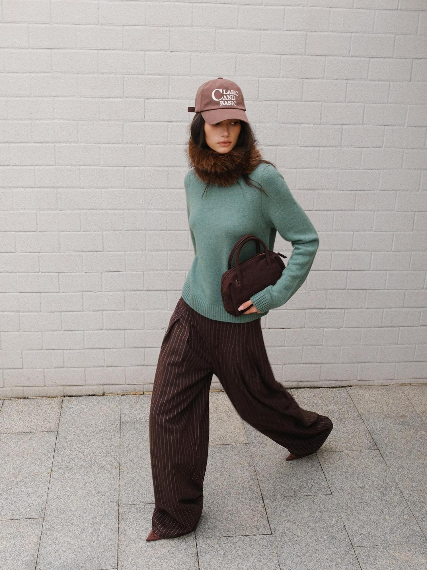 FU FRESH UP Soft Crewneck Vintage Coin Motif Women&