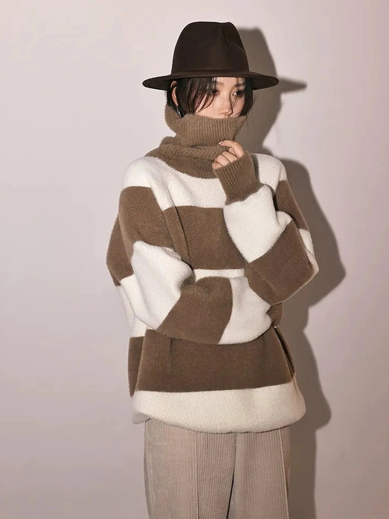 FU FRESH UP Soft High Neck Striped Sweater