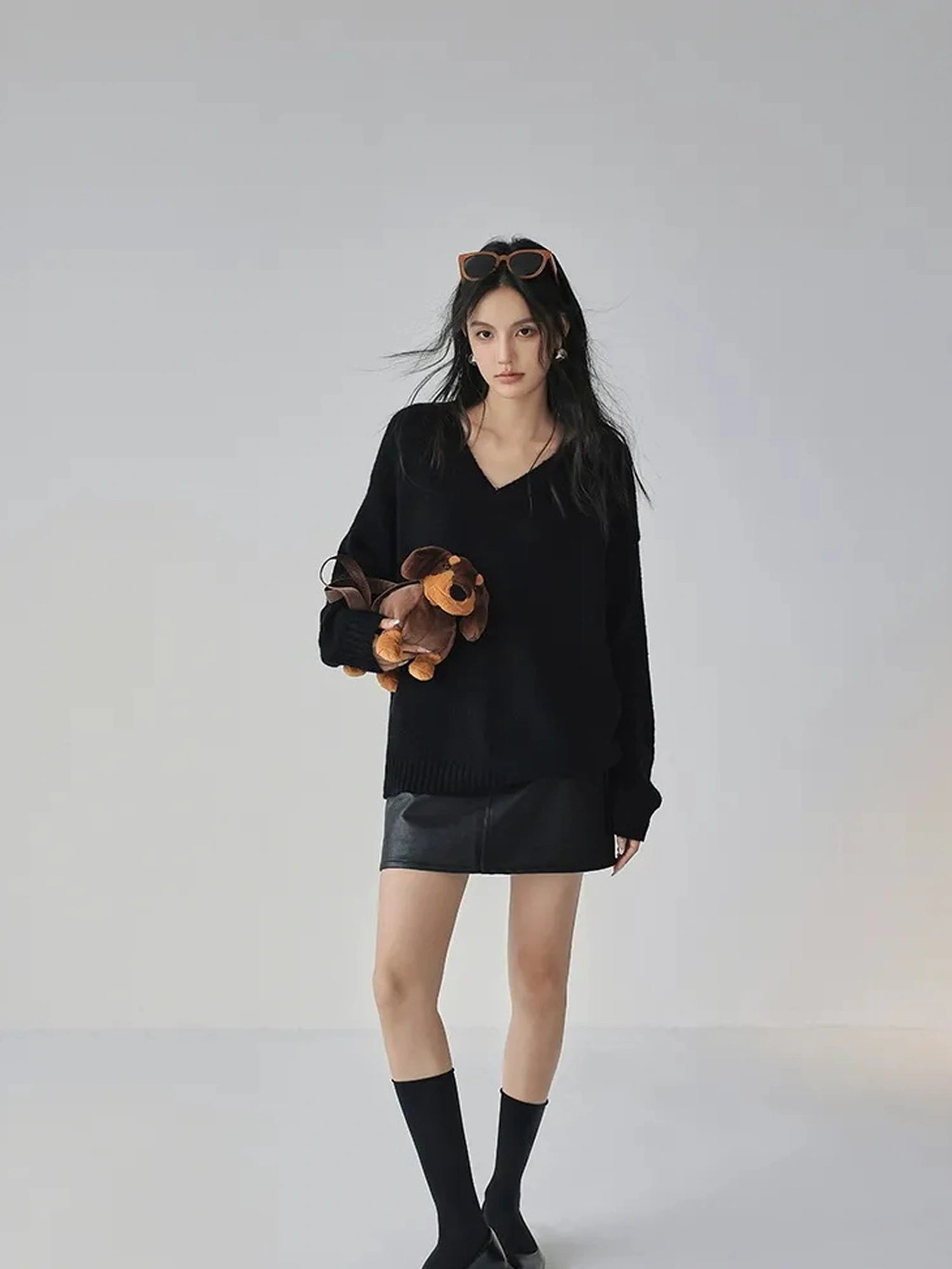 FU FRESH UP Soft V-neck Mohair Wool Blend Sweater