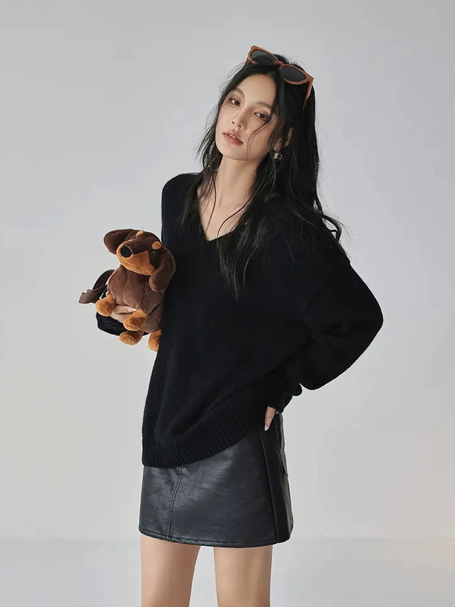 FU FRESH UP Soft V-neck Mohair Wool Blend Sweater