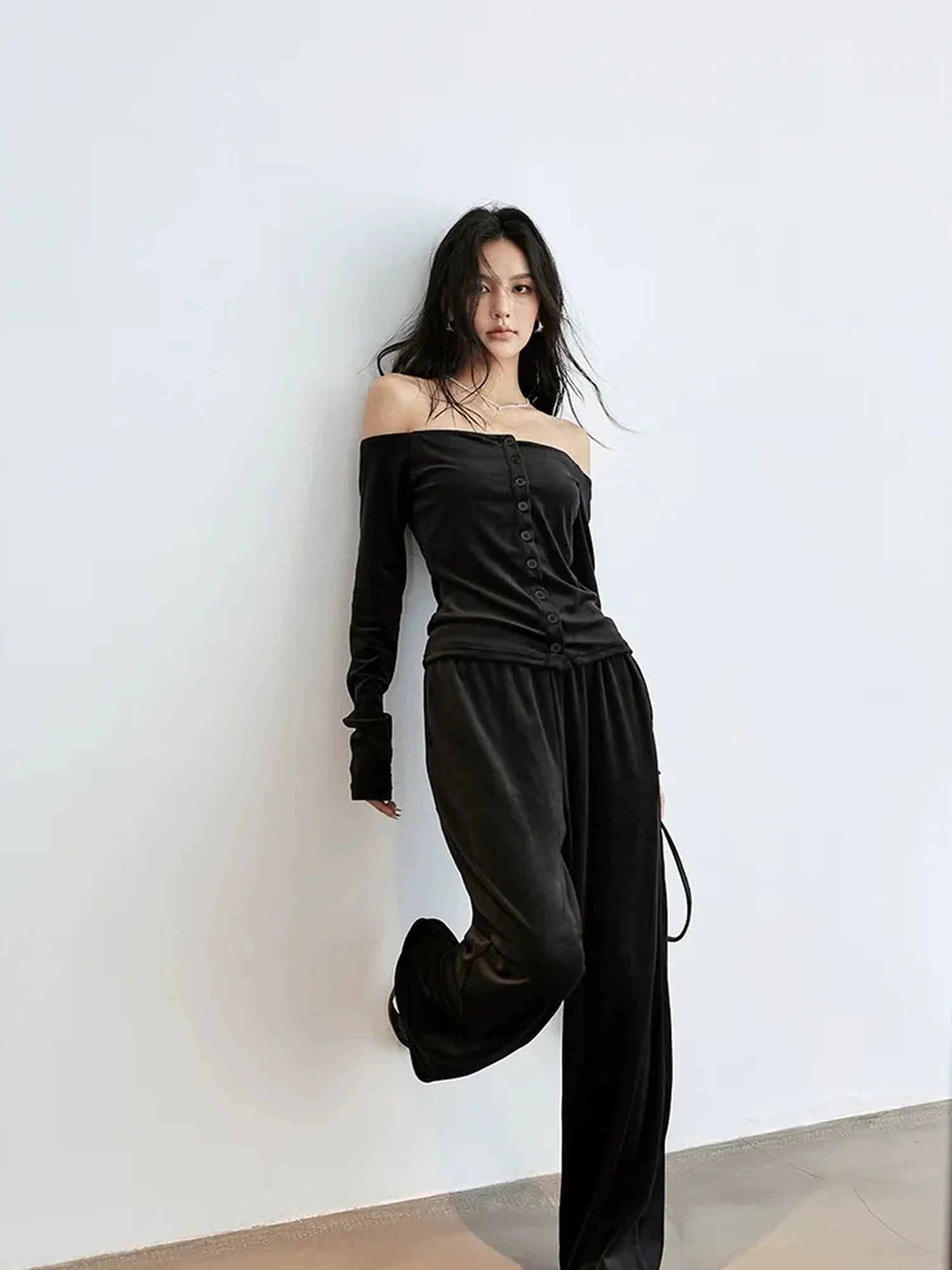 FU FRESH UP Soft Velvet Off Shoulder Set