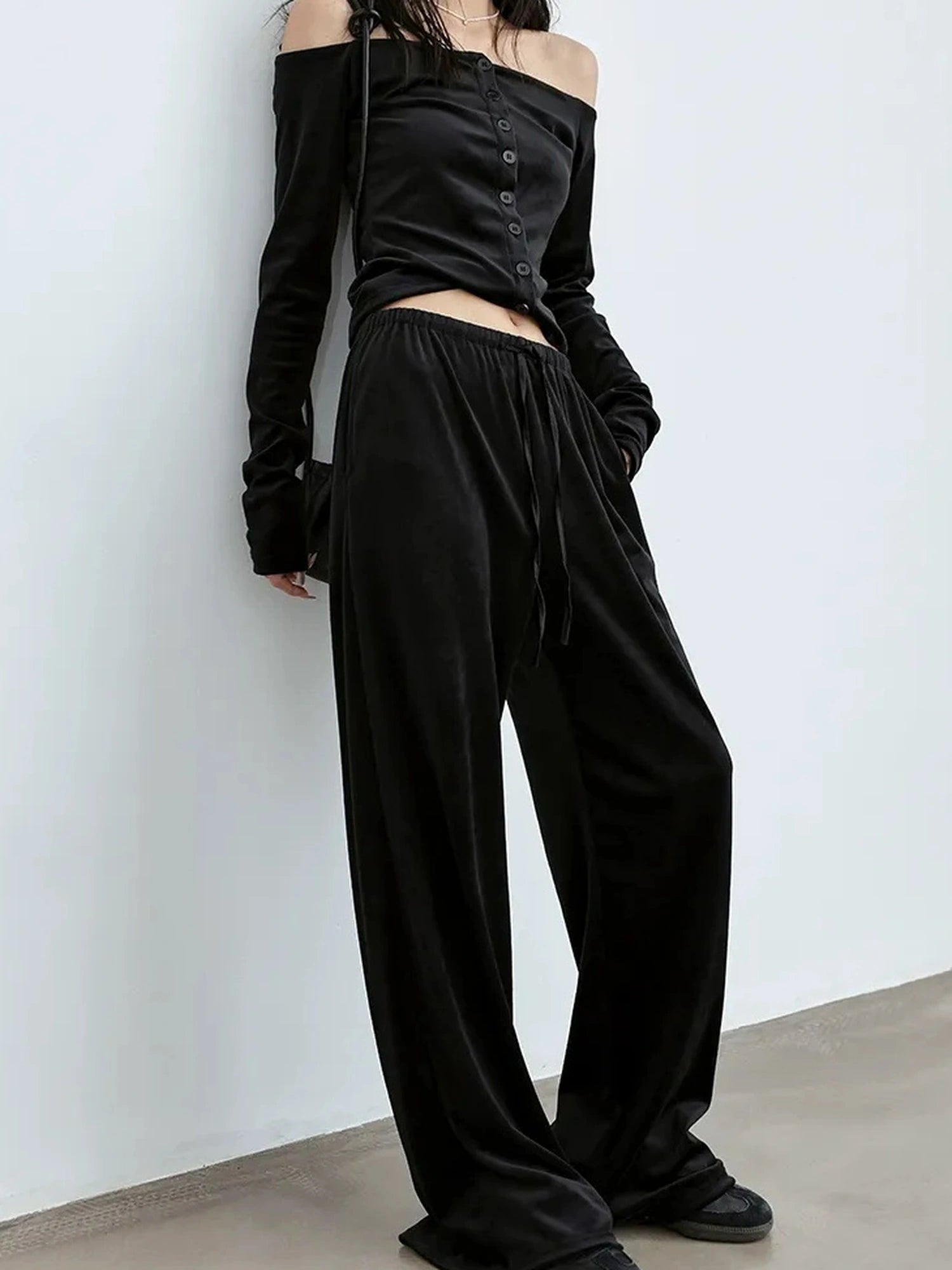 FU FRESH UP Soft Velvet Off Shoulder Set