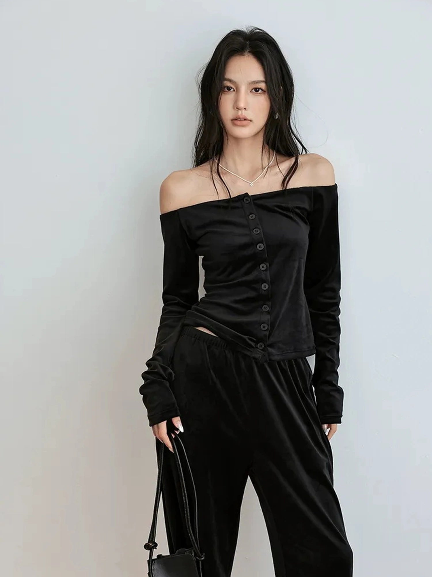 FU FRESH UP Soft Velvet Off Shoulder Set