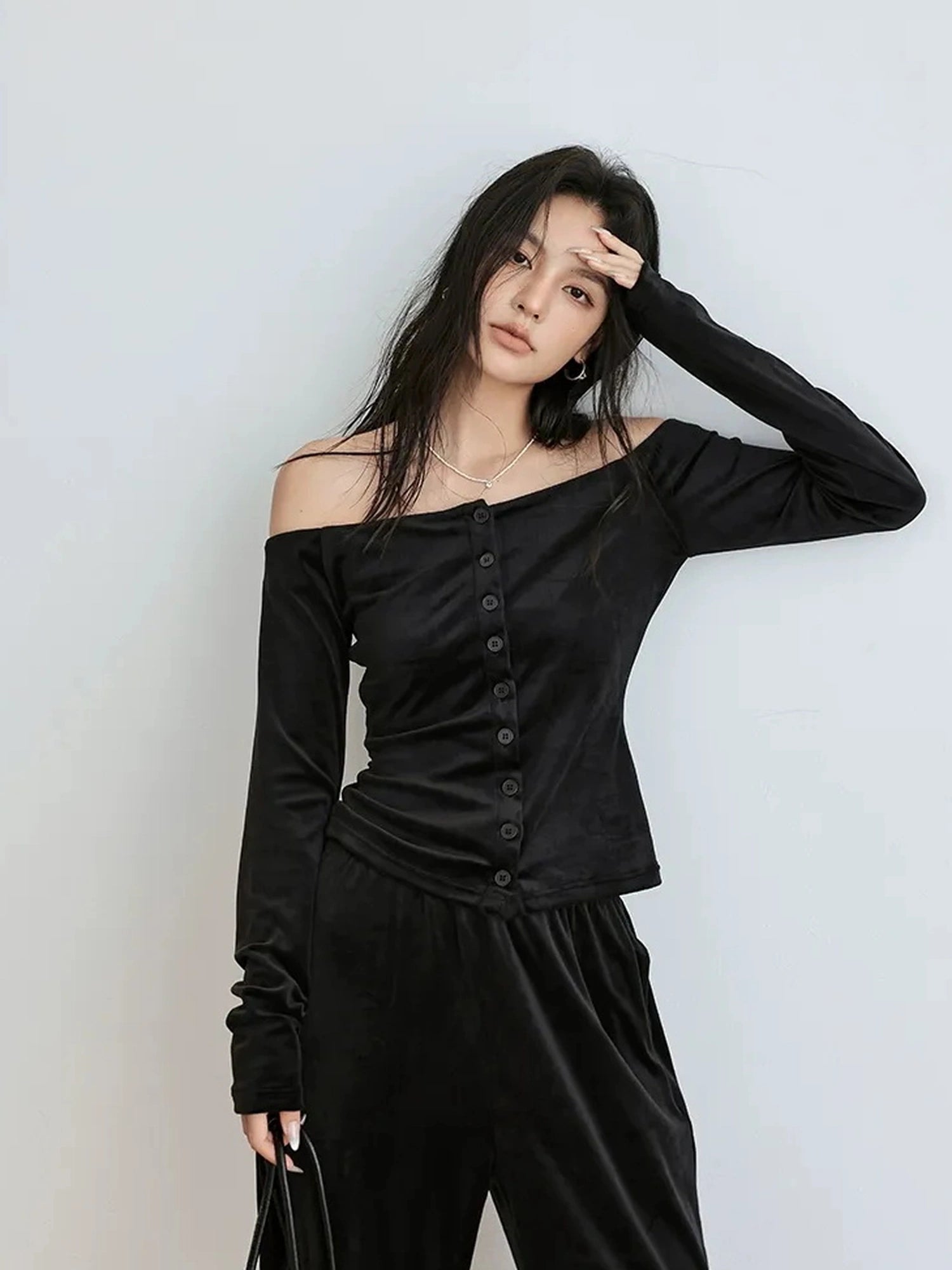 FU FRESH UP Soft Velvet Off Shoulder Set