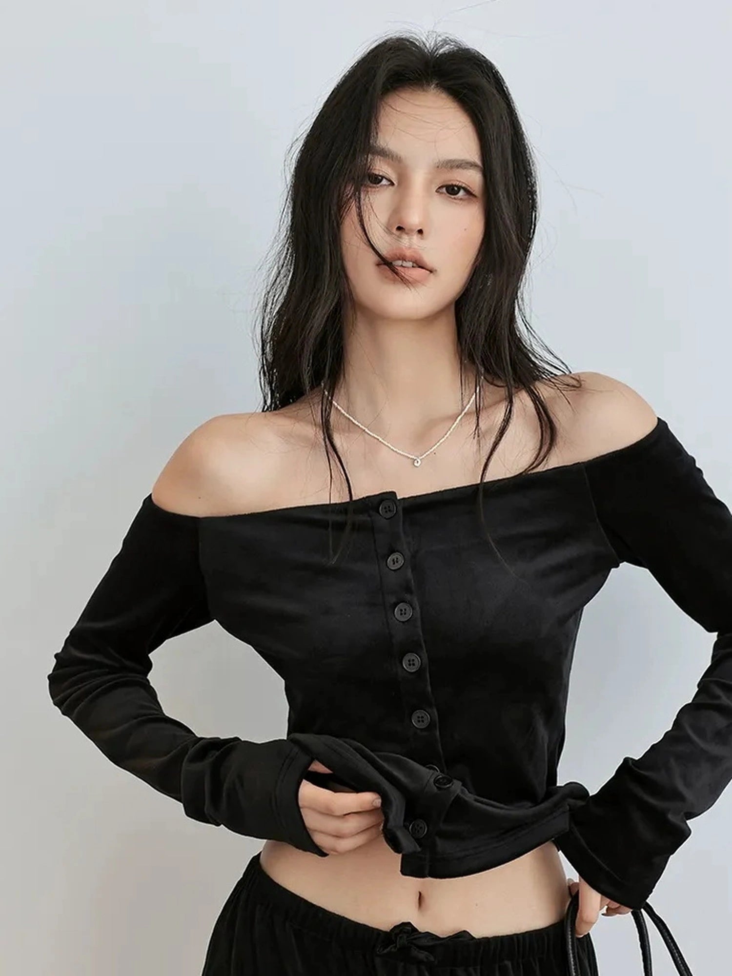 FU FRESH UP Soft Velvet Off Shoulder Set