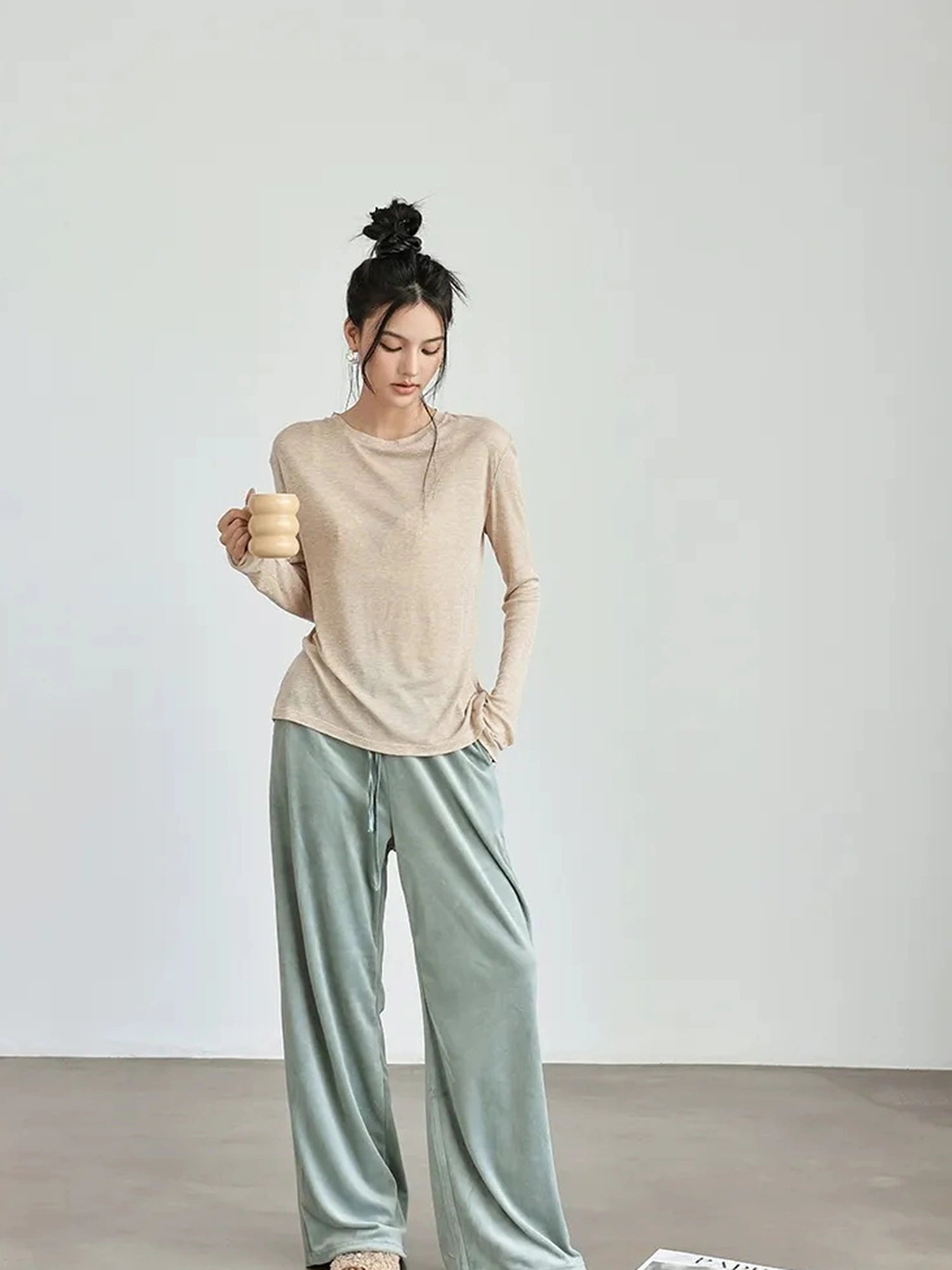 FU FRESH UP Tencel Wool Relaxed Fit V-neck T-shirt Long Sleeve
