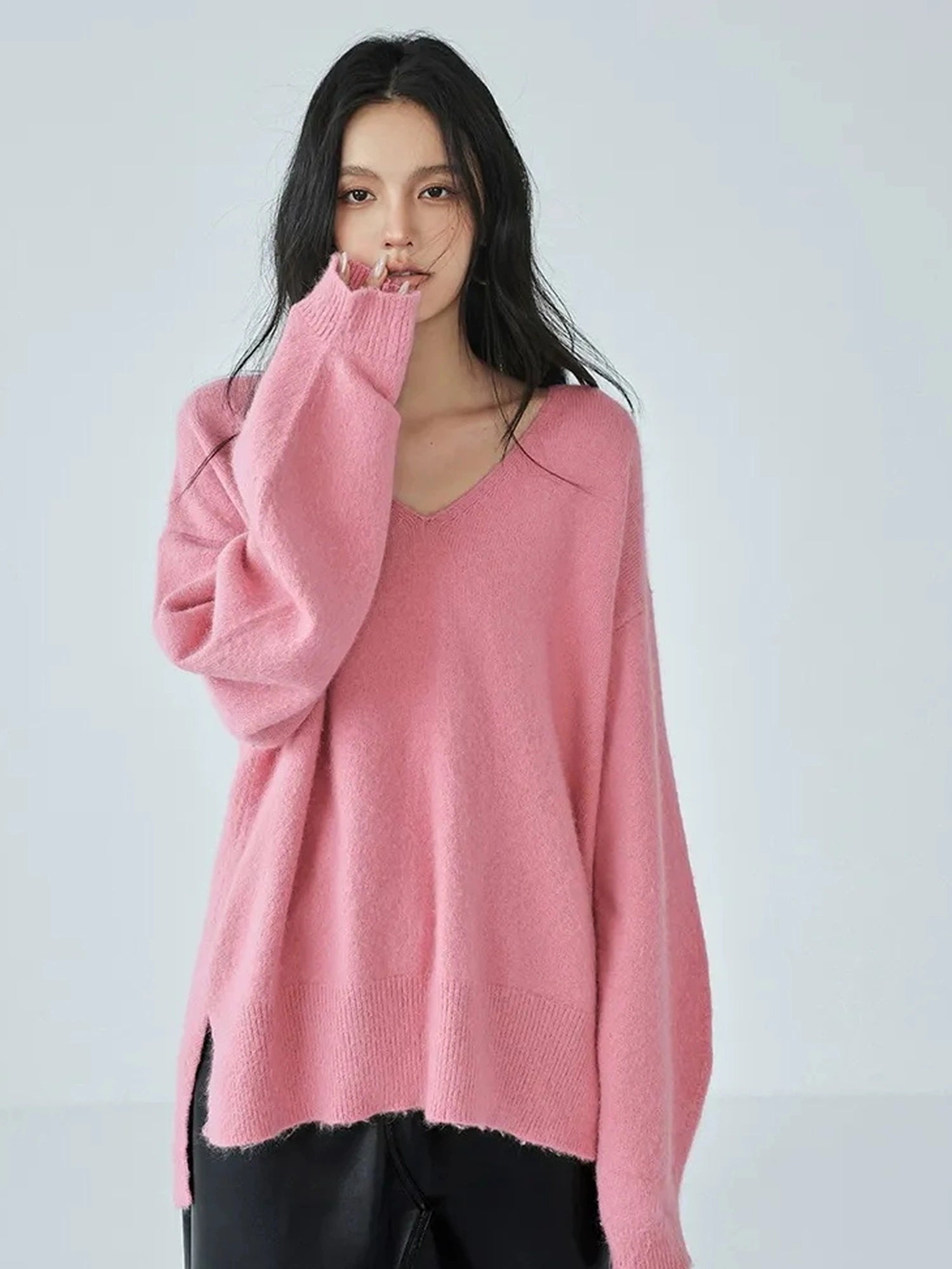 FU FRESH UP V-Neck Raccoon Wool Sweater With Detachable Cowl