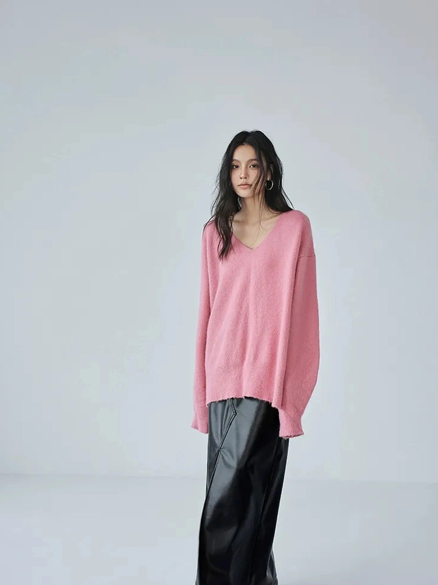 FU FRESH UP V-Neck Raccoon Wool Sweater With Detachable Cowl