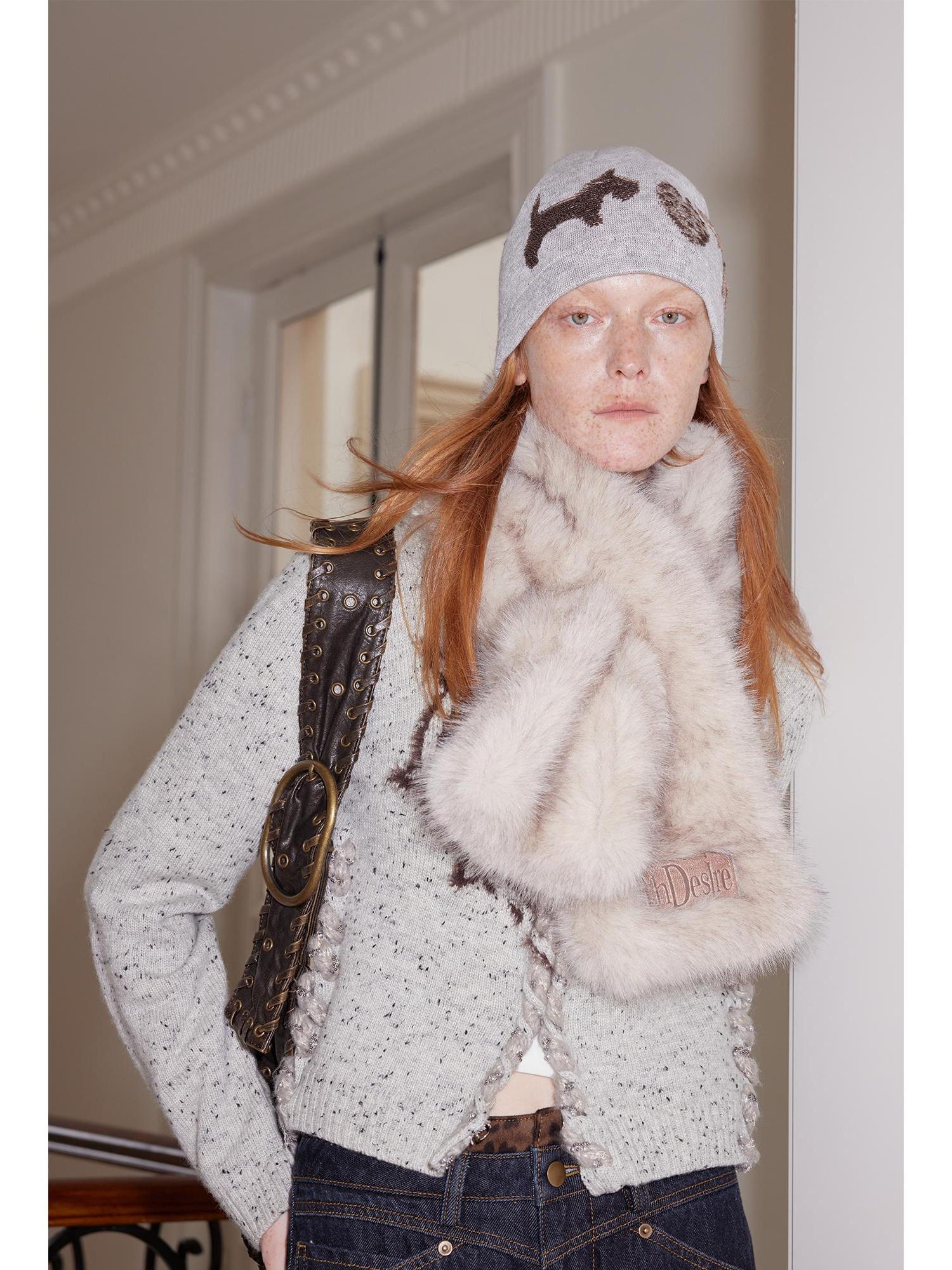 2th Desire Faux Fur Scarf Winter Warm Plush Two-Tone Tip Leather Label
