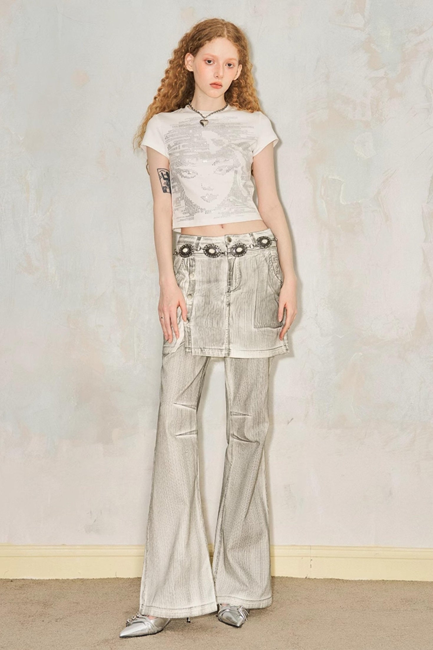Faux Two Tone Flared Denim Culottes With Metallic Waist Chain
