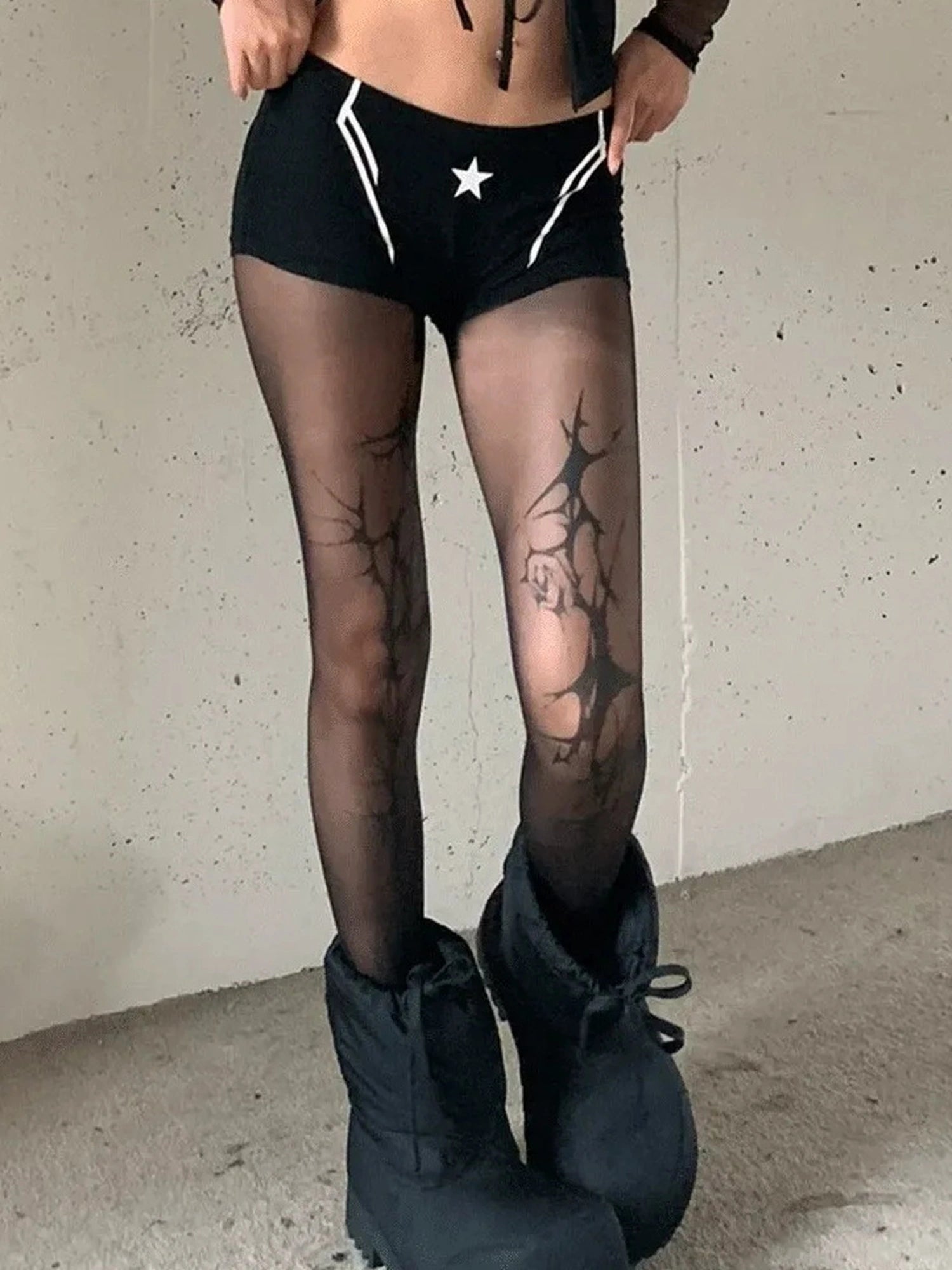 FayChui Star Print Layering Shorts