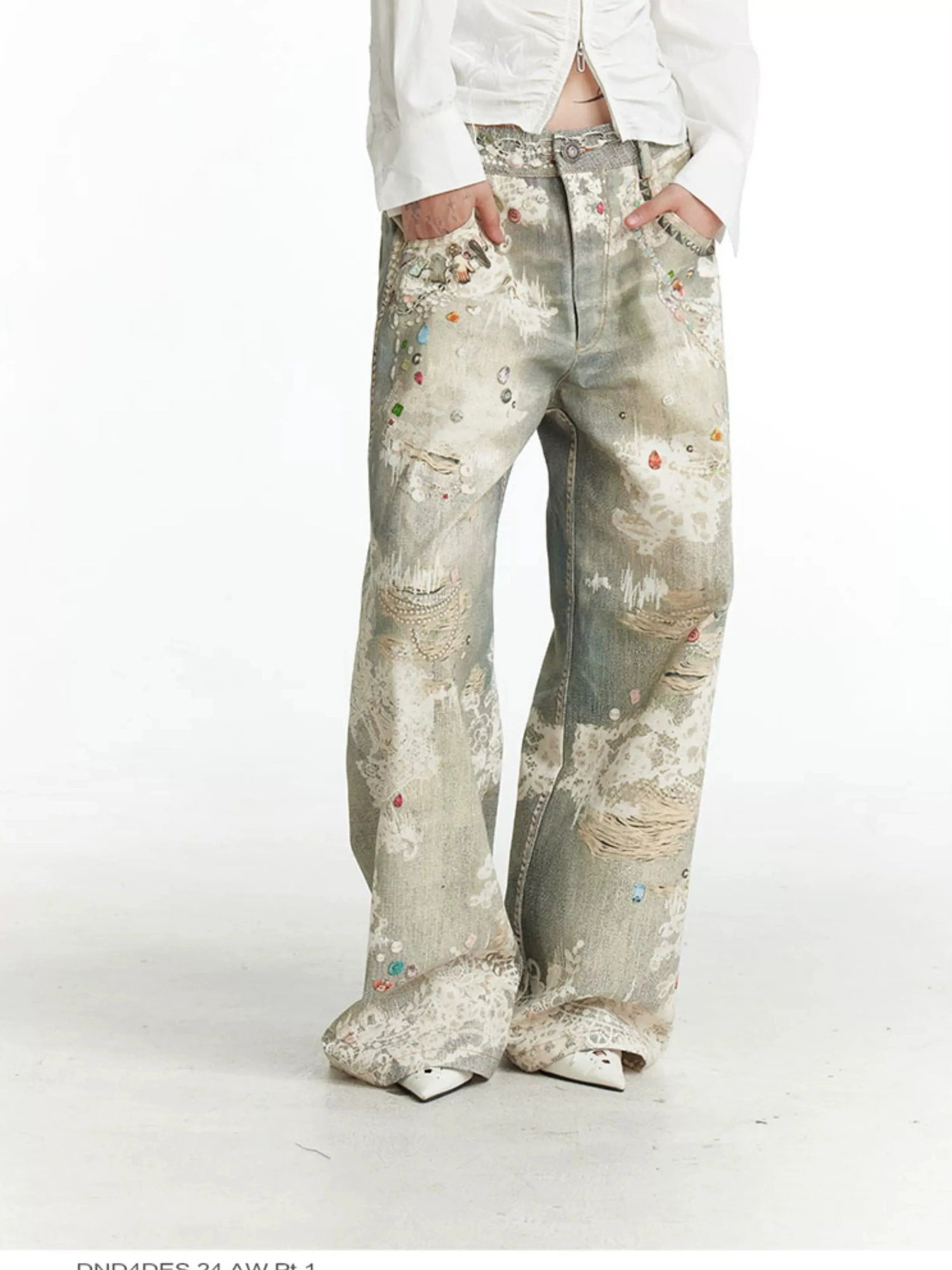 FayChui Vintage Lace Print Denim Trousers