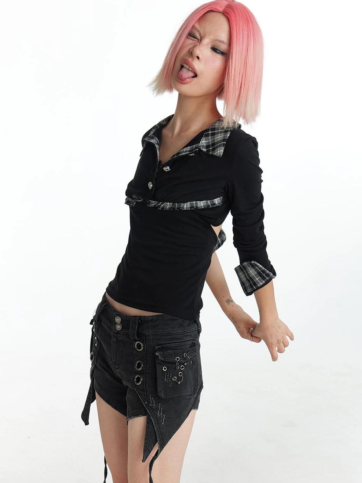 FayChui Vintage Plaid Backless Fitted Shirt