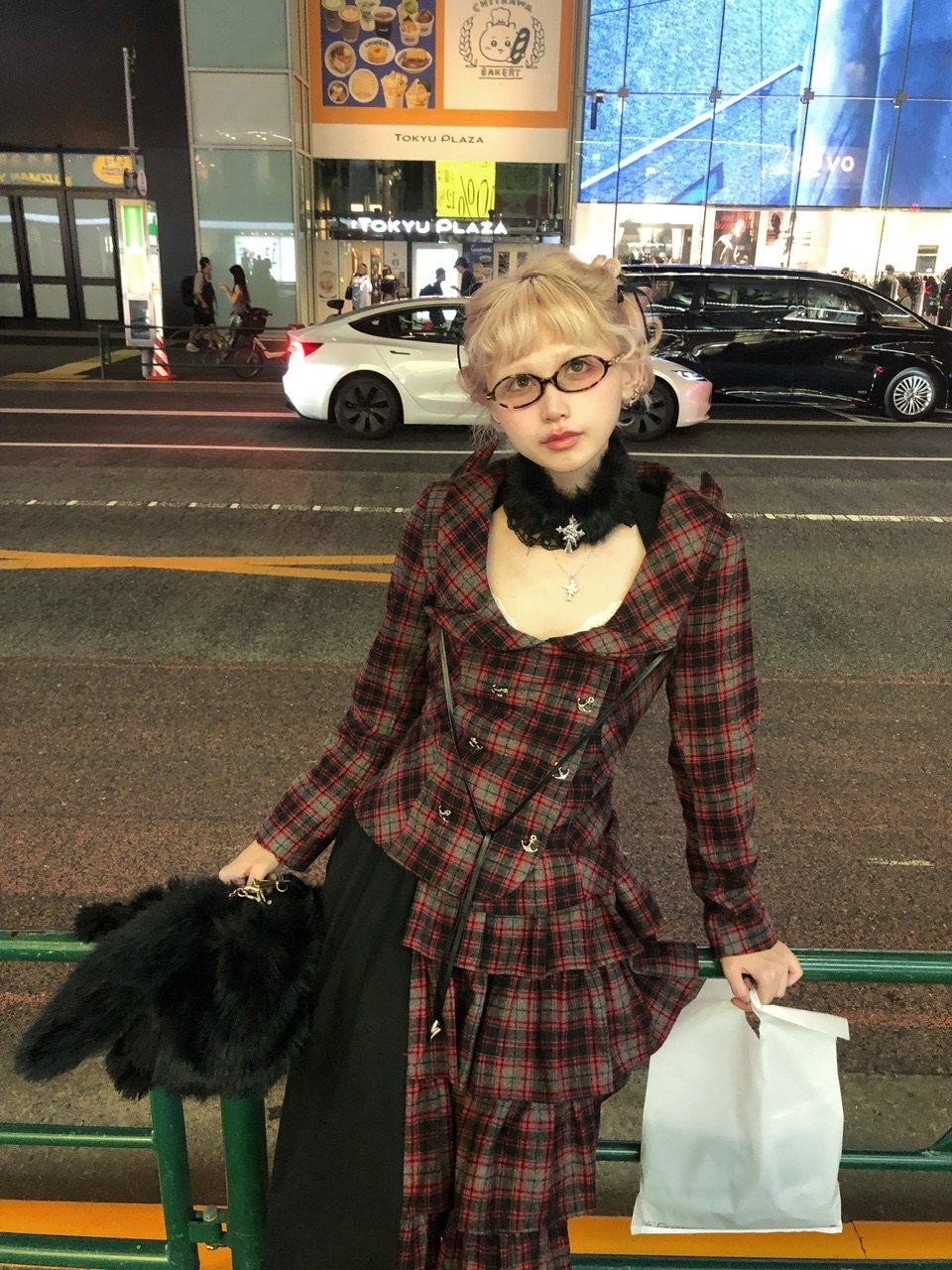 FinderMond FM Devil Horn Red Plaid Studded Punk Women&