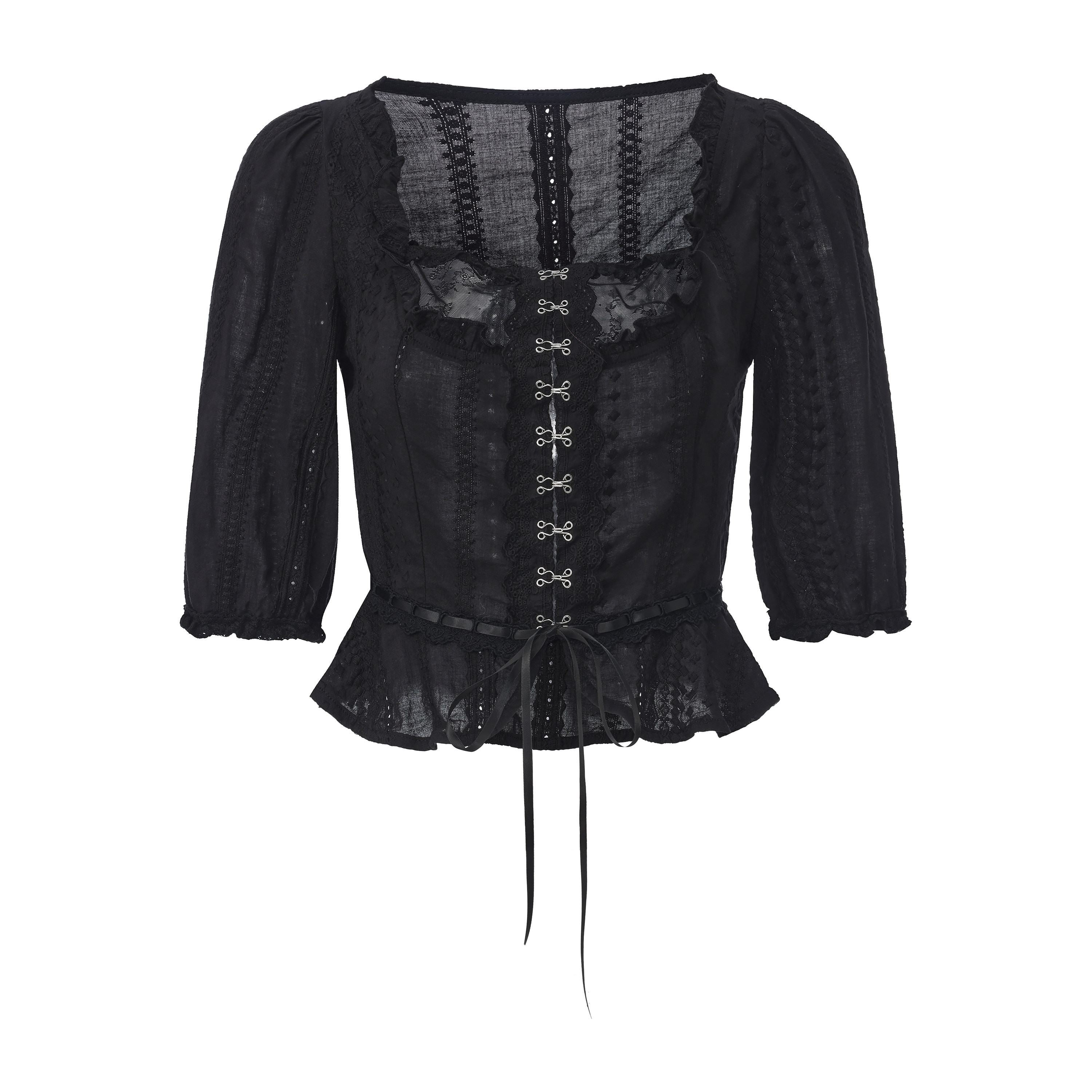 FinderMond_FM_Generated_Color_And_Black_French_Romantic_Classical_Elegant_Women&