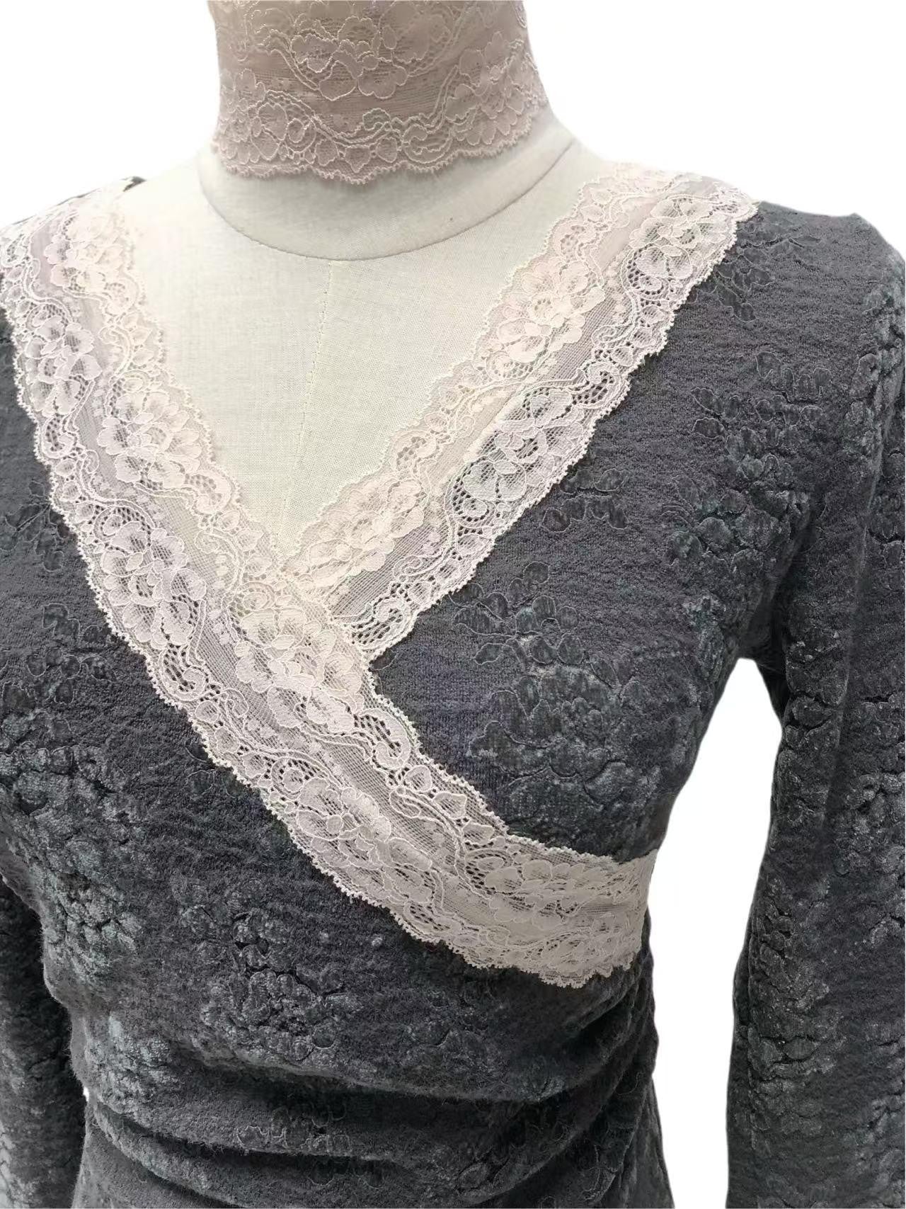 FinderMond FM Misty Gray Pink Lace Slim Fit Neck Strap Women&