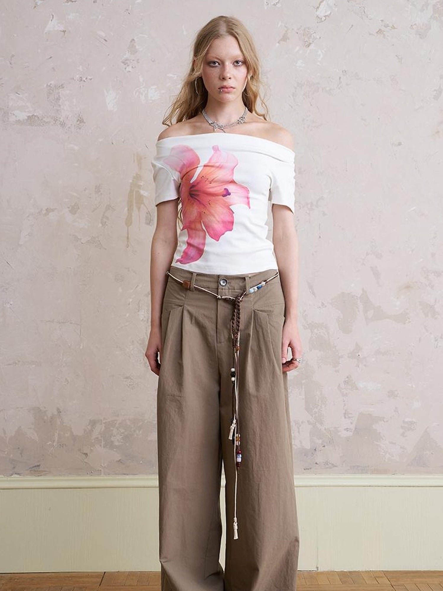 DIDDI MODA Floral Drape Neck Tee